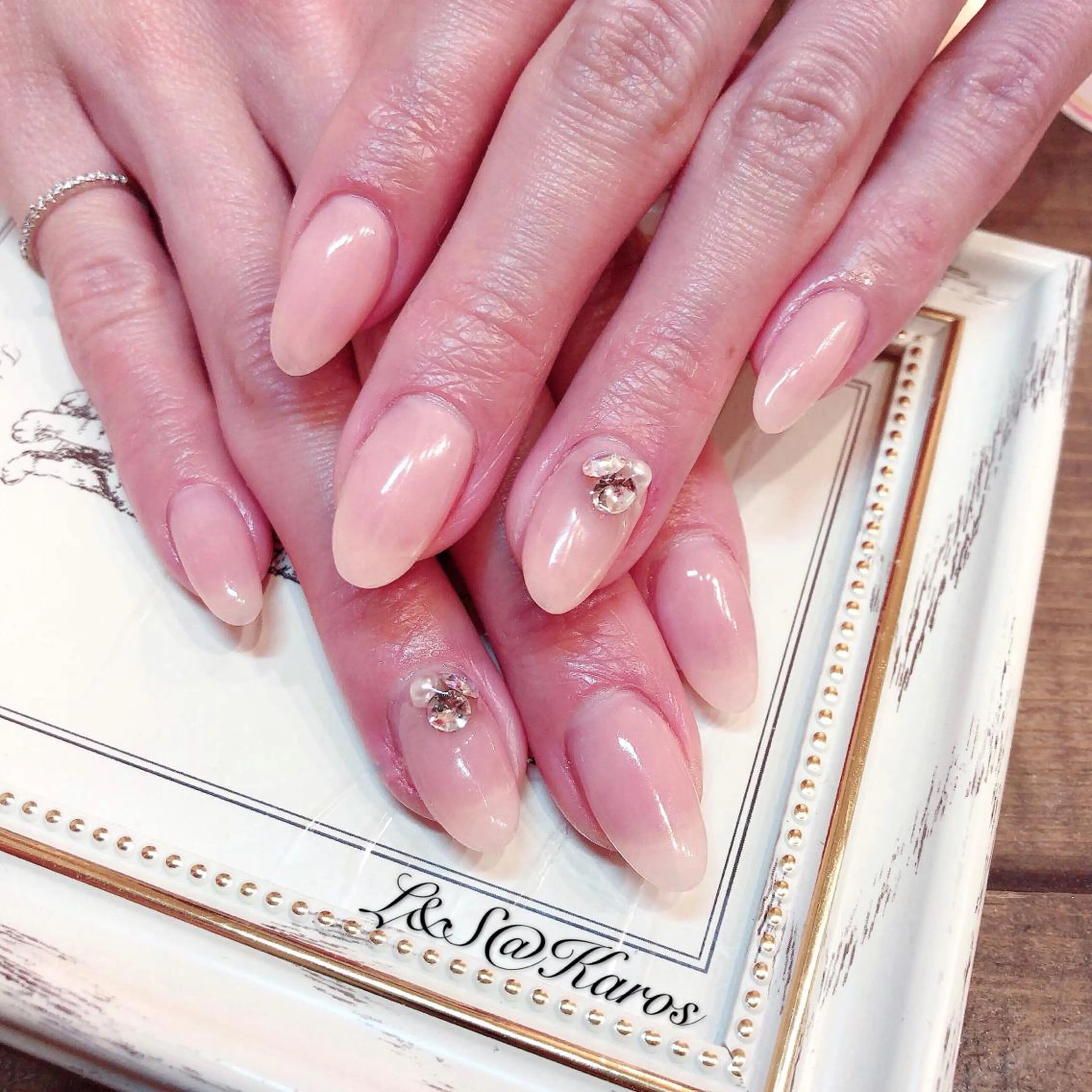 ネイル ストーンネイル ハンドネイル L&S@Karos所属・L&S@ Karosのネイルデザイン