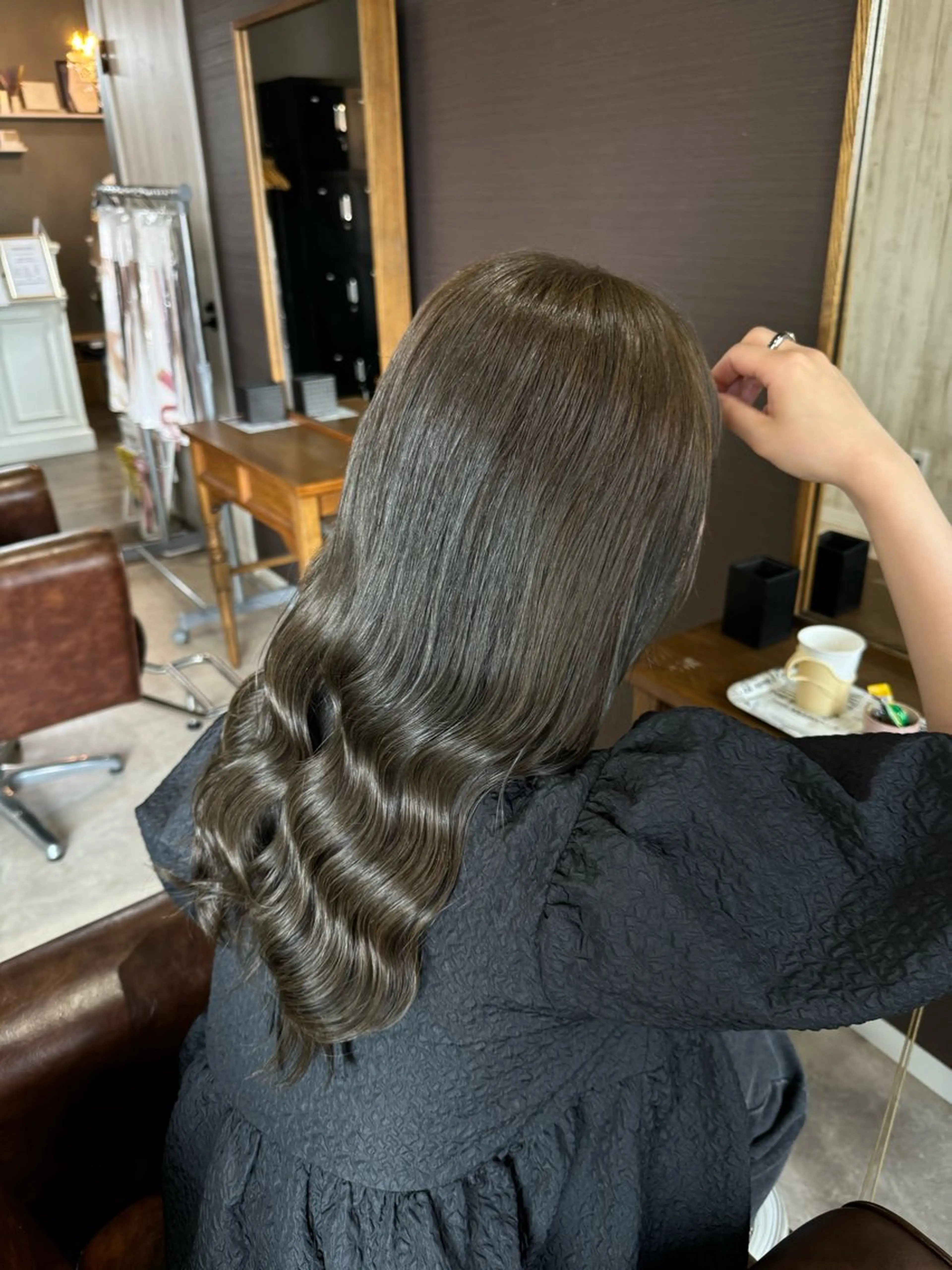 ロング カラー ヘアアレンジ グレージュ オリーブグレージュ オリーブグレー ヘアカラー 🫧透明感カラー/ 髙野めぐ🫧のヘアスタイル