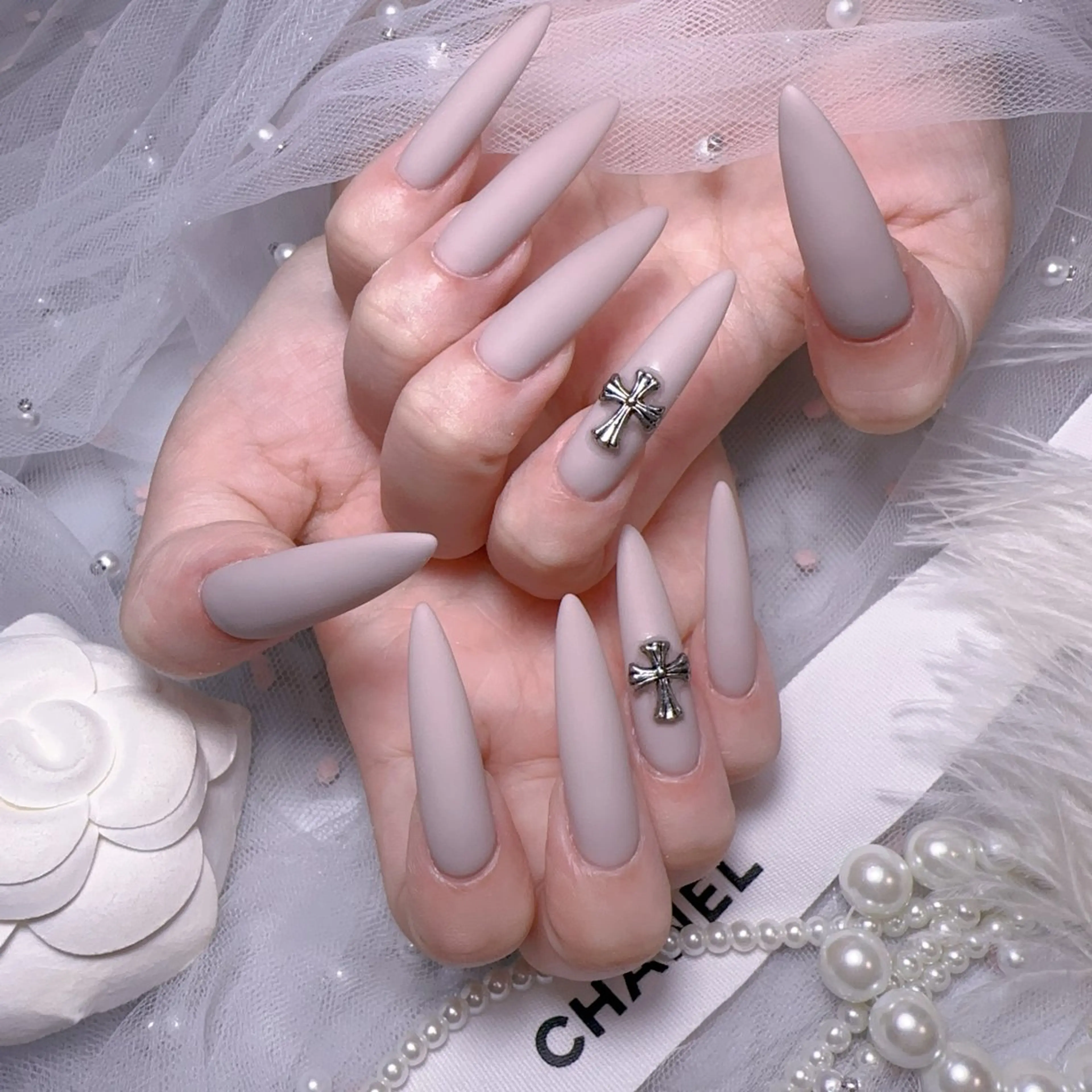 ネイル オーロラネイル フットネイル 韓国ネイル ラメ(グリッター) ラメグラデーション ハンドネイル Belle nail salon 新小岩のネイルデザイン