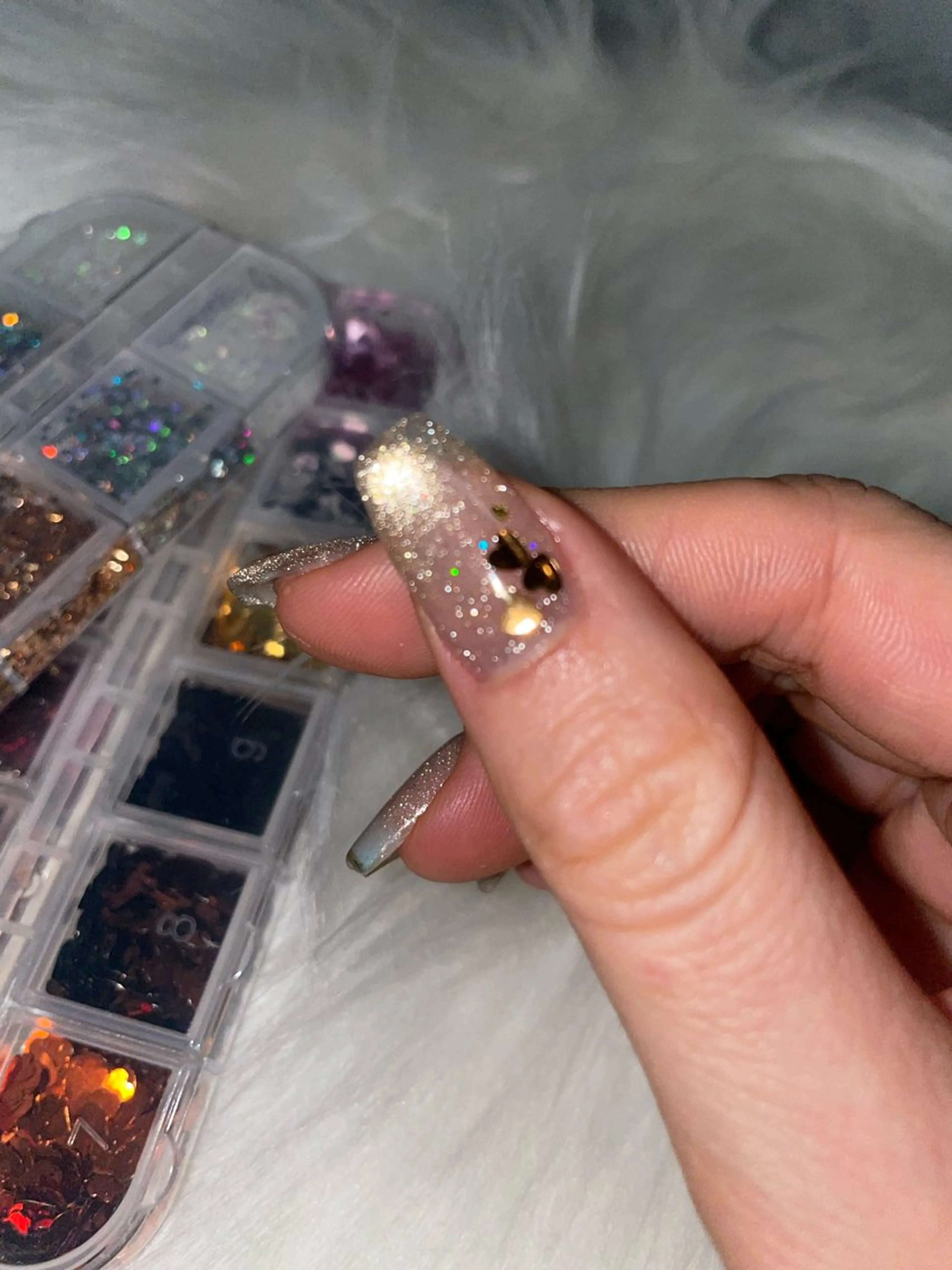 ネイル ハート ハンドネイル フットネイル with hues所属・with hues AYAのネイルデザイン