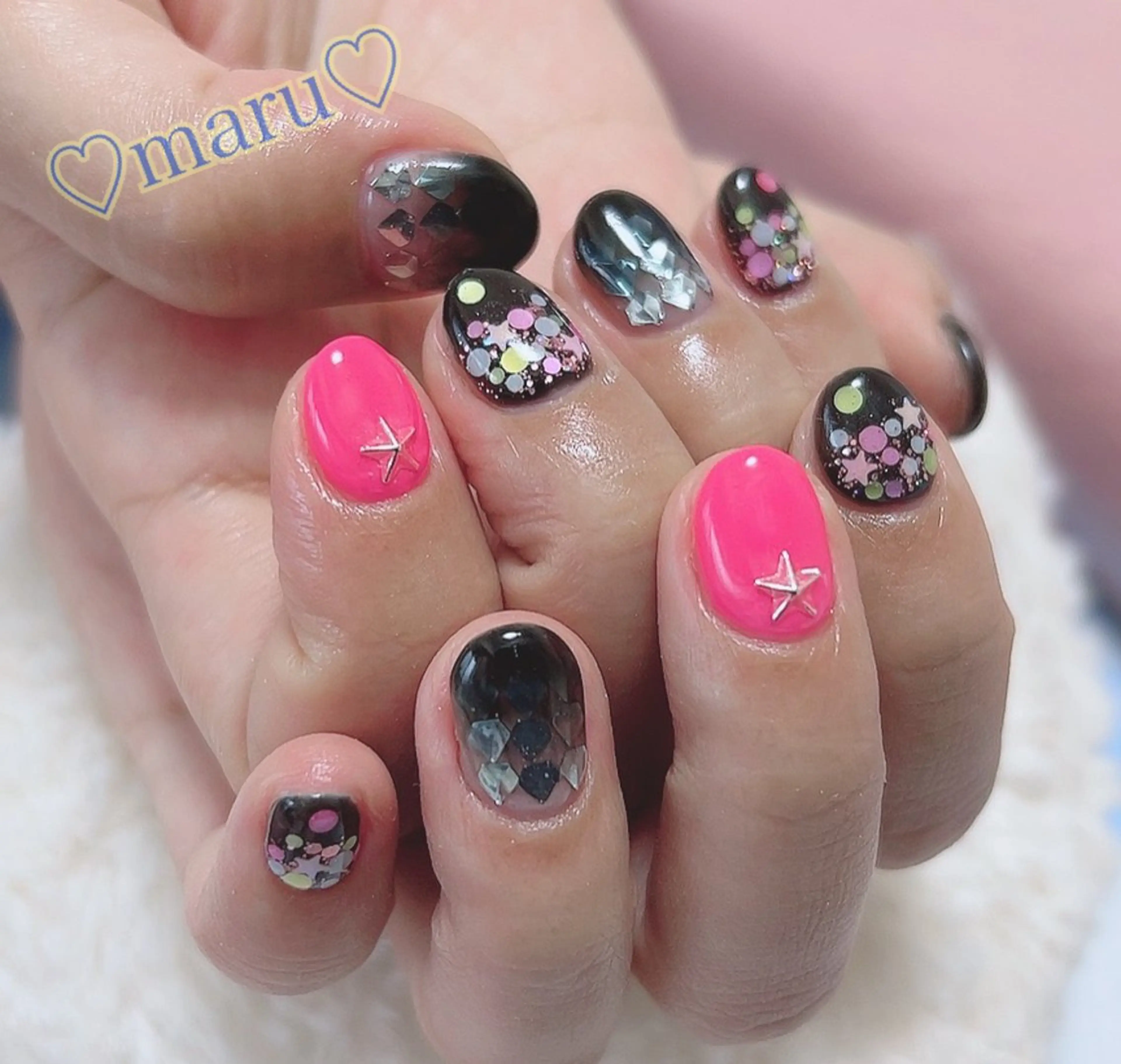 ネイル ハンドネイル フットネイル まるみ ♡のネイルデザイン