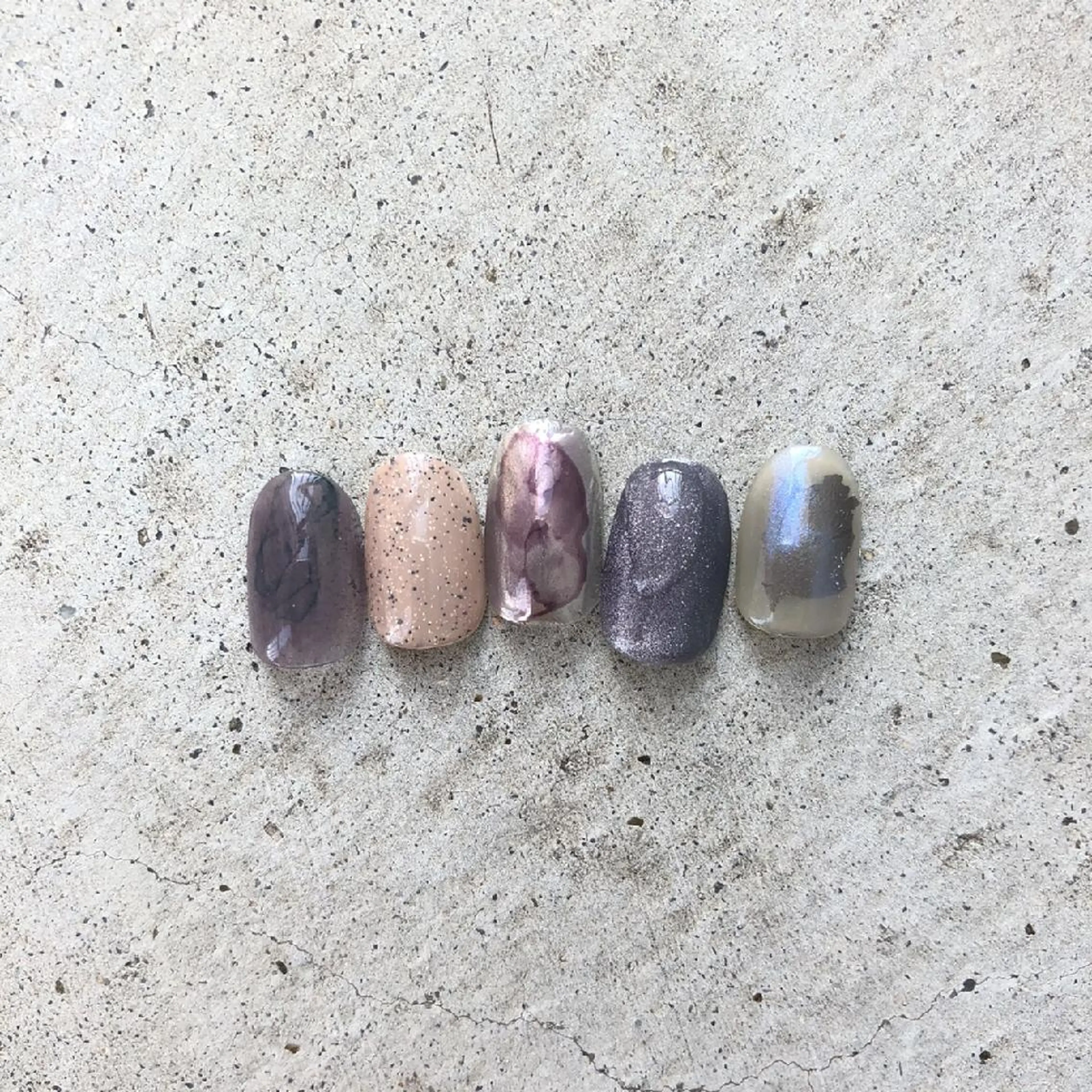 ネイル Ray. ／綺麗目ニュアンスのネイルデザイン