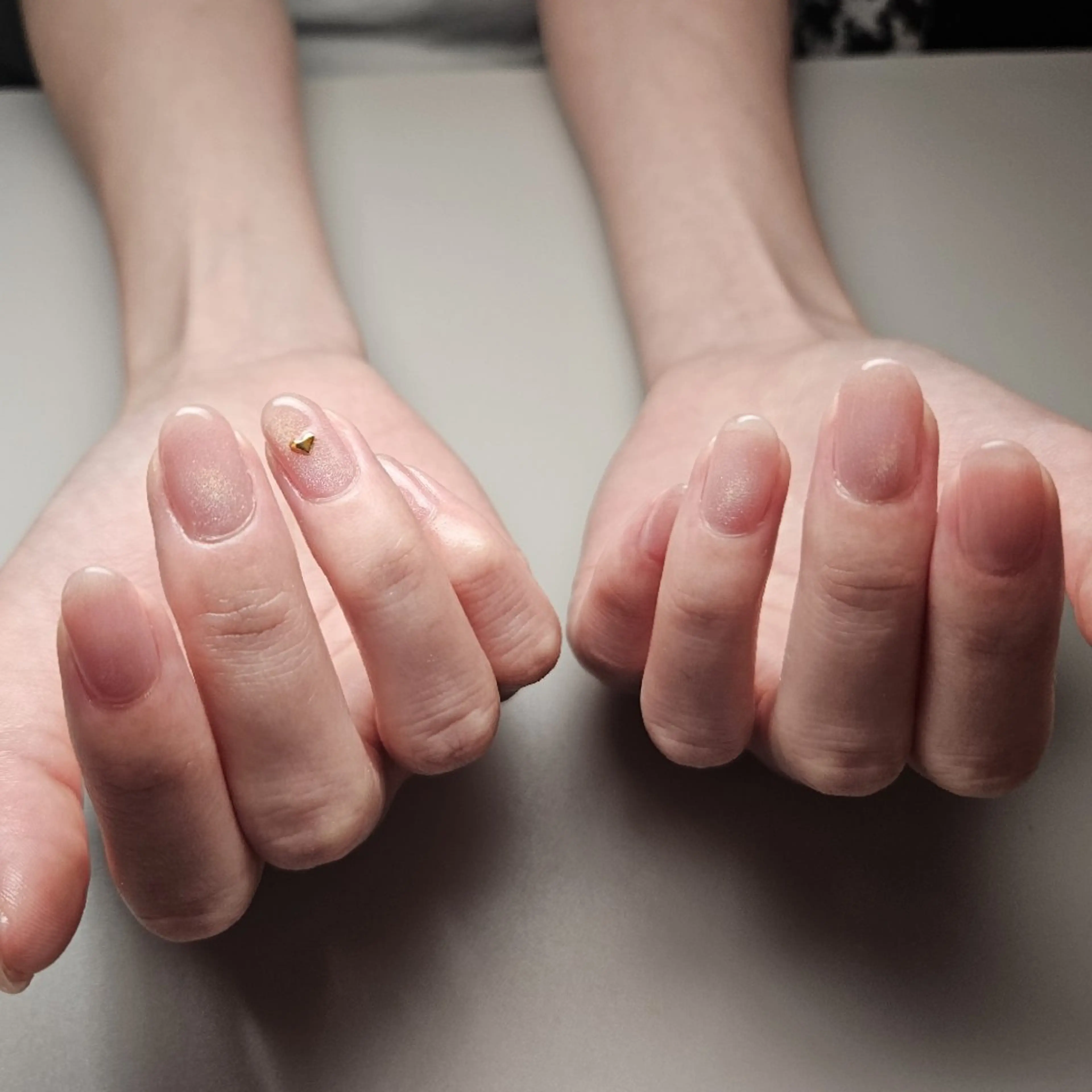 ネイル ラヴィアン ローズのネイルデザイン