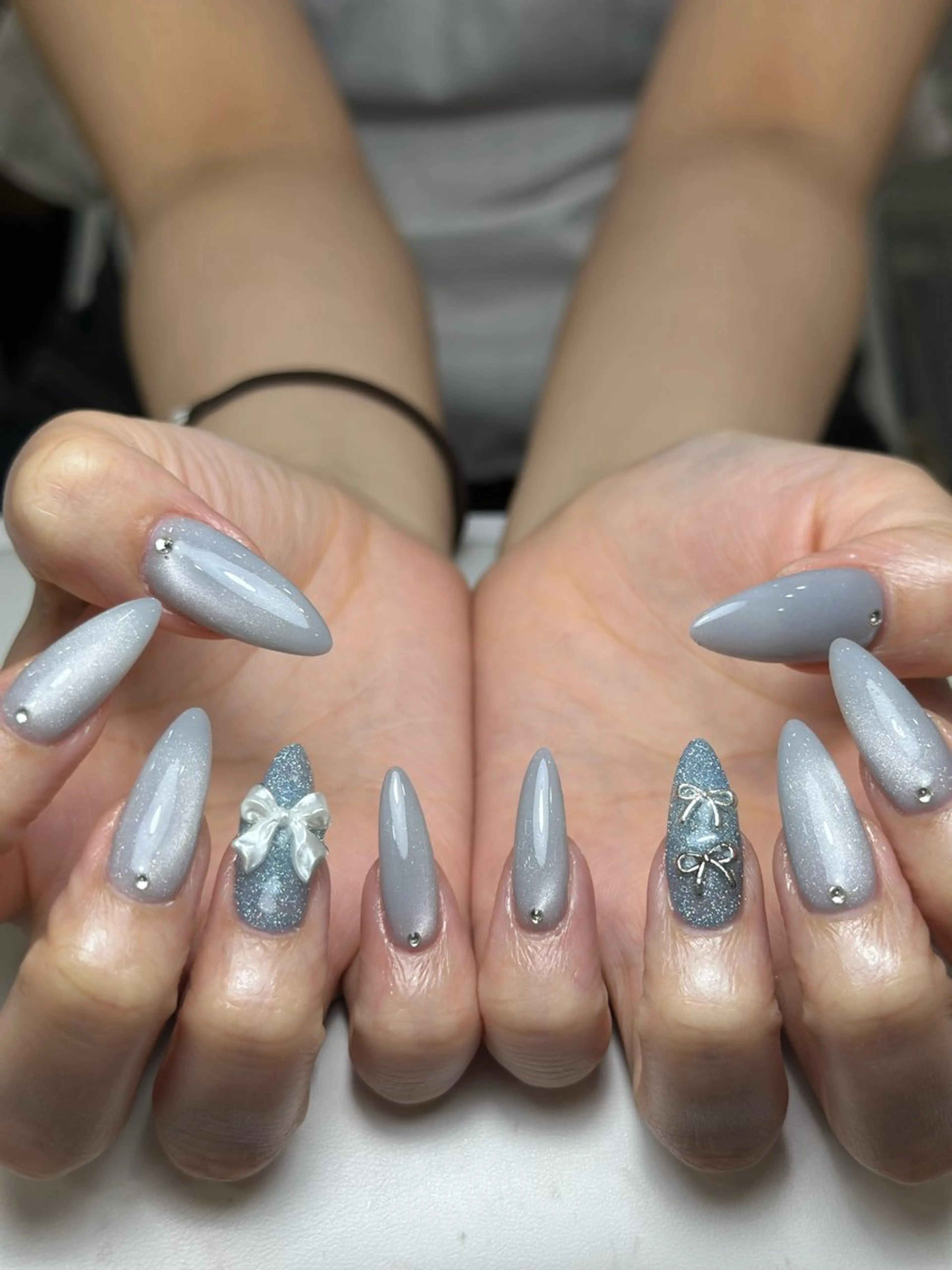 ネイル フレンチネイル グラデーション 韓国ネイル マグネットネイル シンプルネイル CoMo Nail Studio所属・CoMo Nailのネイルデザイン