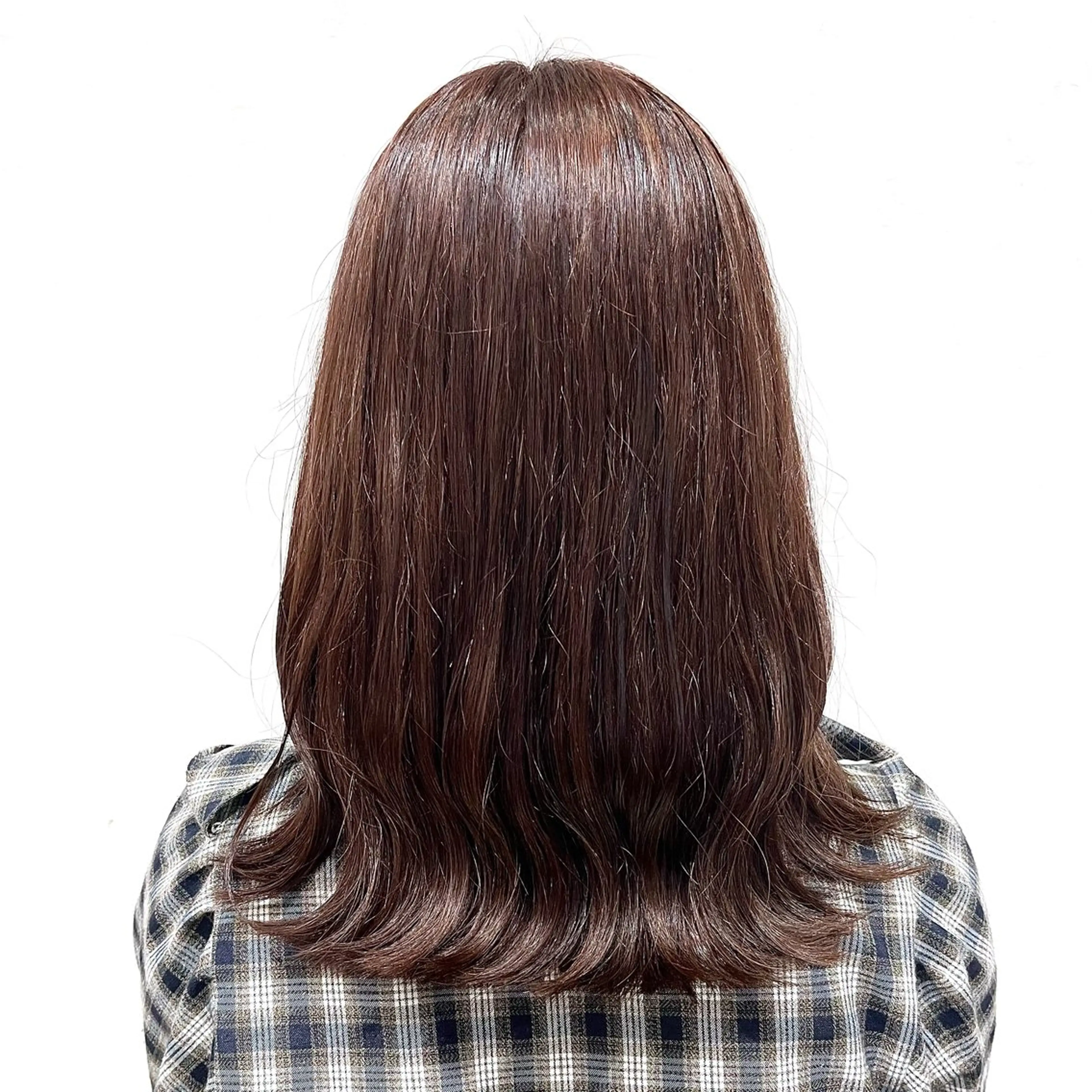 ミディアム カット ヘアカラー 北島 遥香🫧インナ ー /ベージュカラーのヘアスタイル