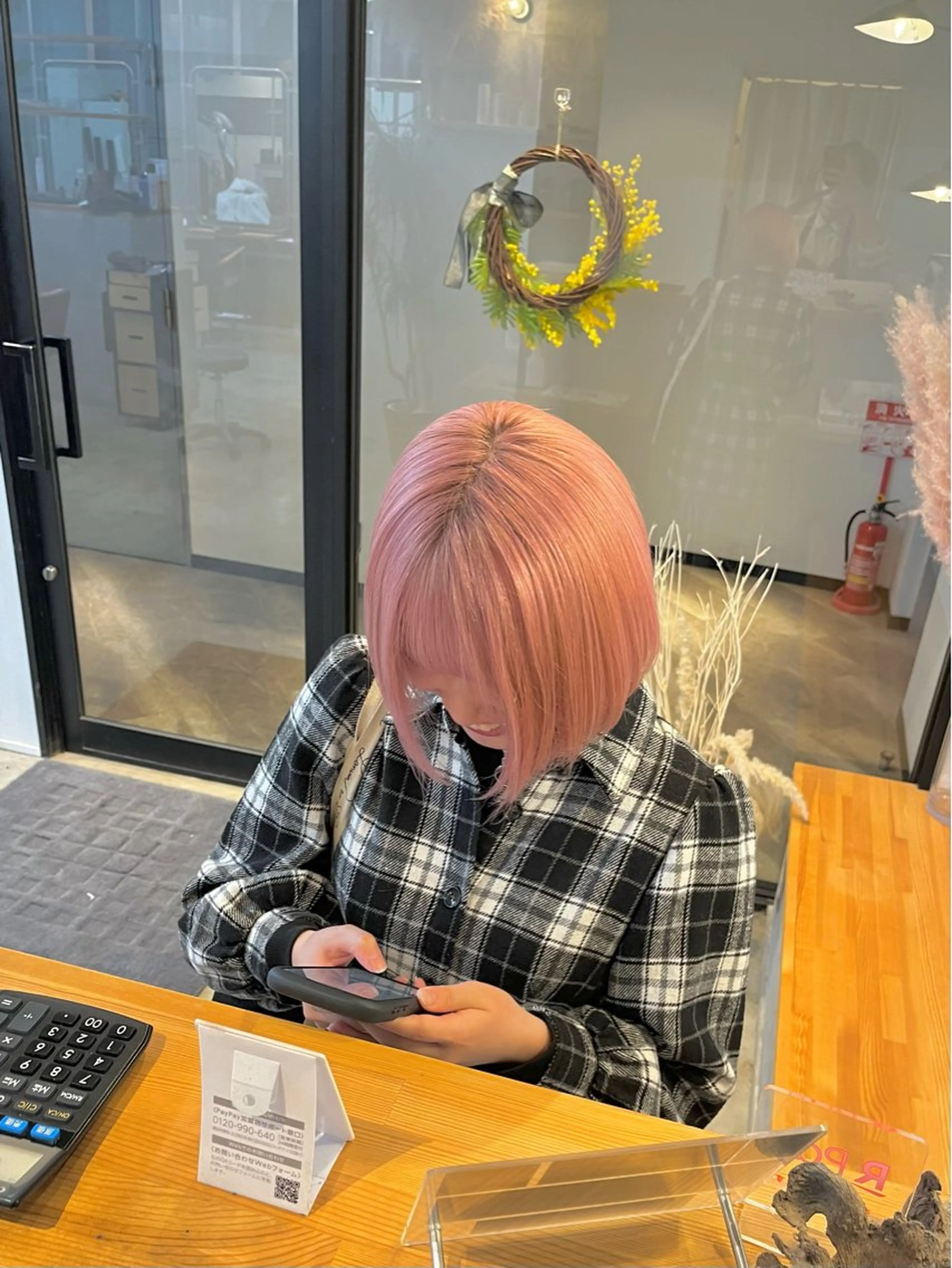 ショート カラー ヘアカラー ハイトーンカラ ー/小川のヘアスタイル