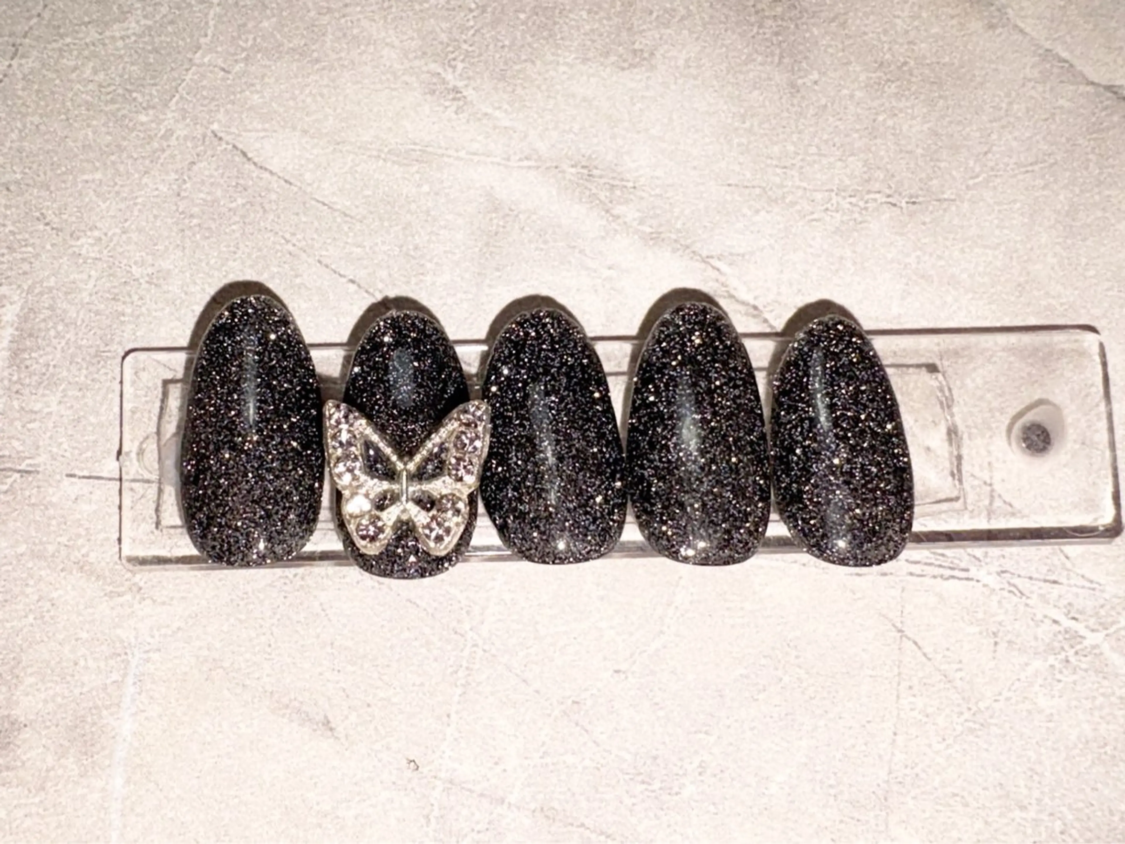 【オフあり・ハンド】写真のフラッシュネイル　色・パーツ変更可の写真