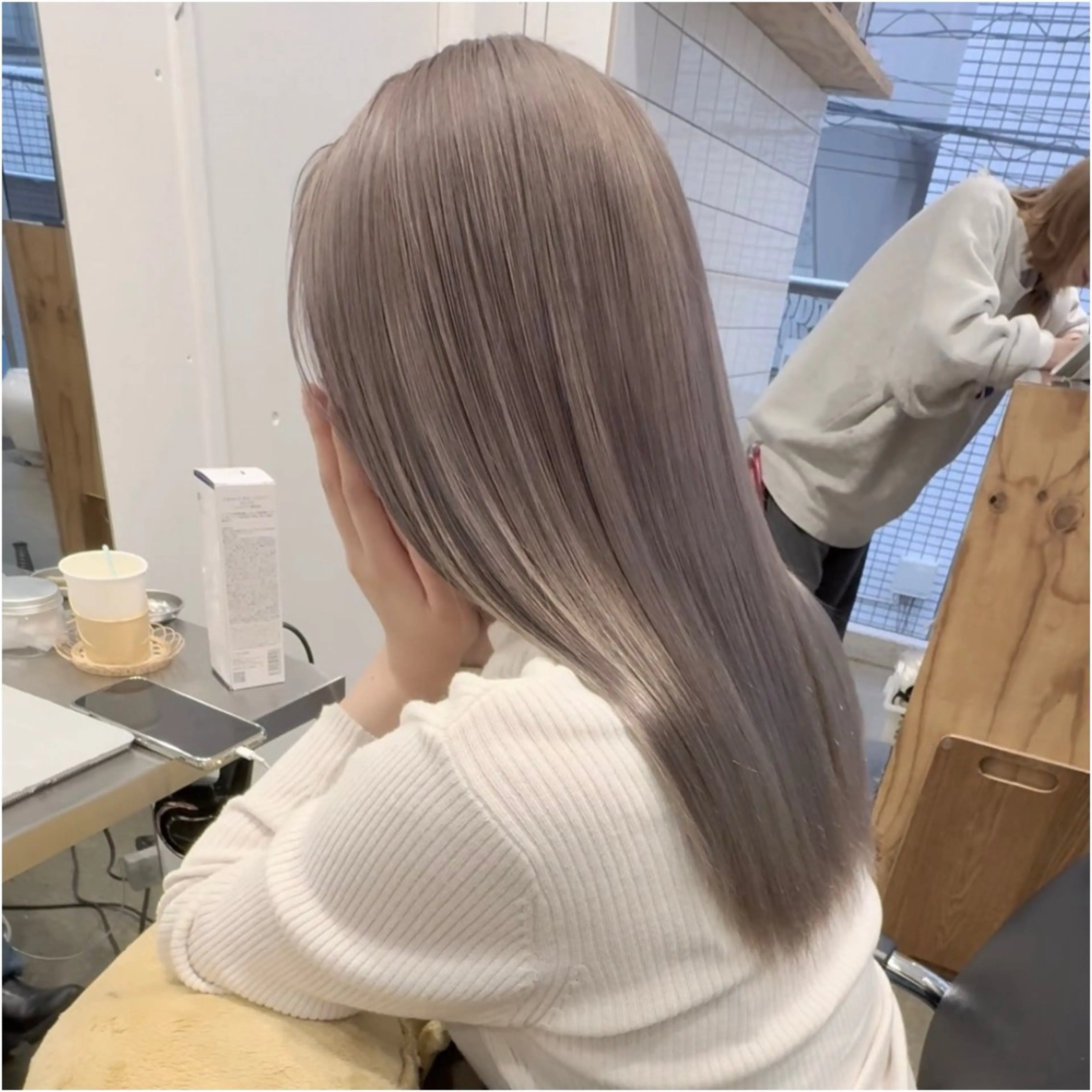 セミロング カラー 圧倒的なケアブリーチ /髪質改善🩵松田のヘアスタイル