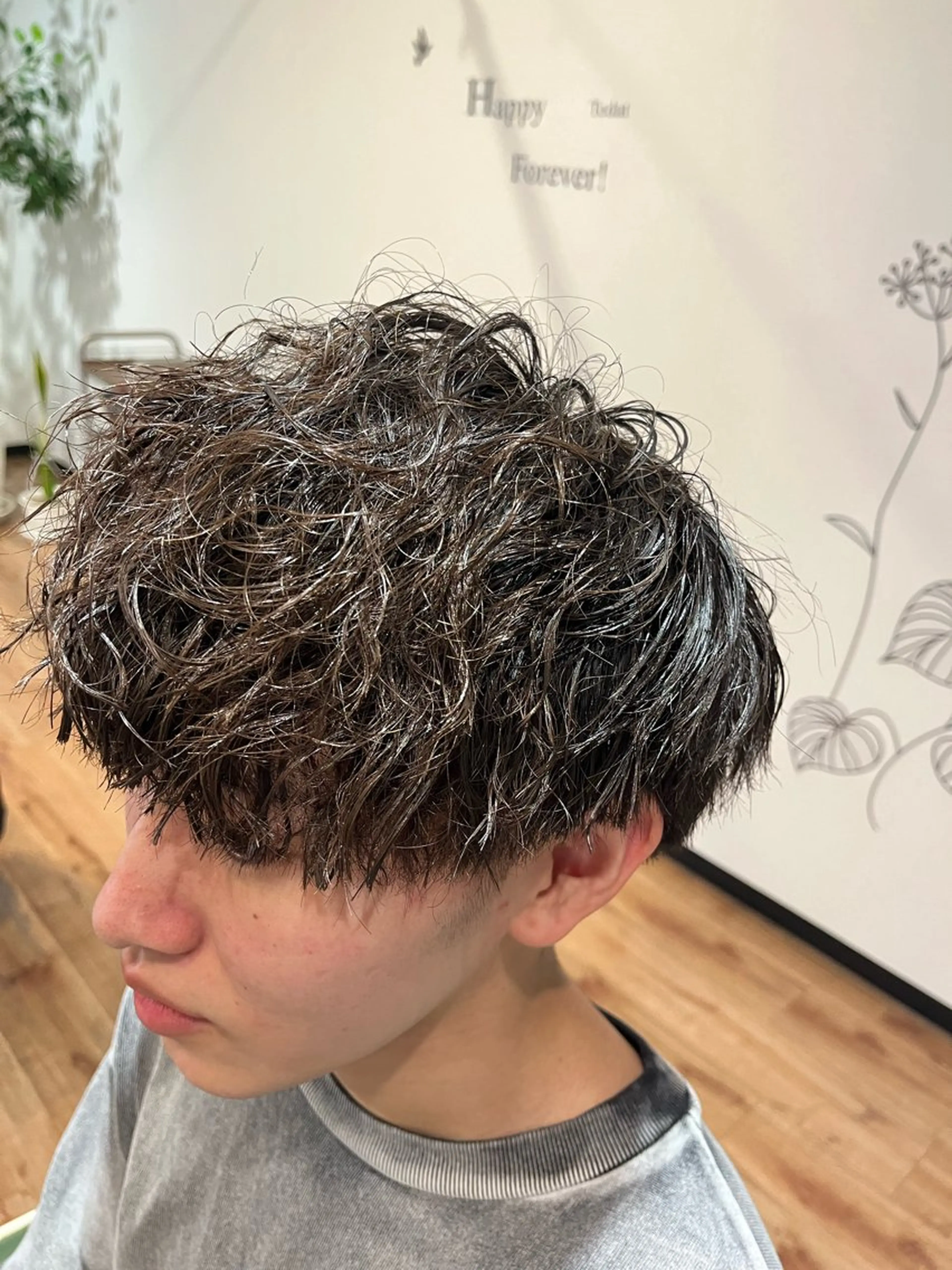 パーマ カット パーマ トリートメント ✨ショート/ボブ 縮毛矯正✨アキラのヘアスタイル