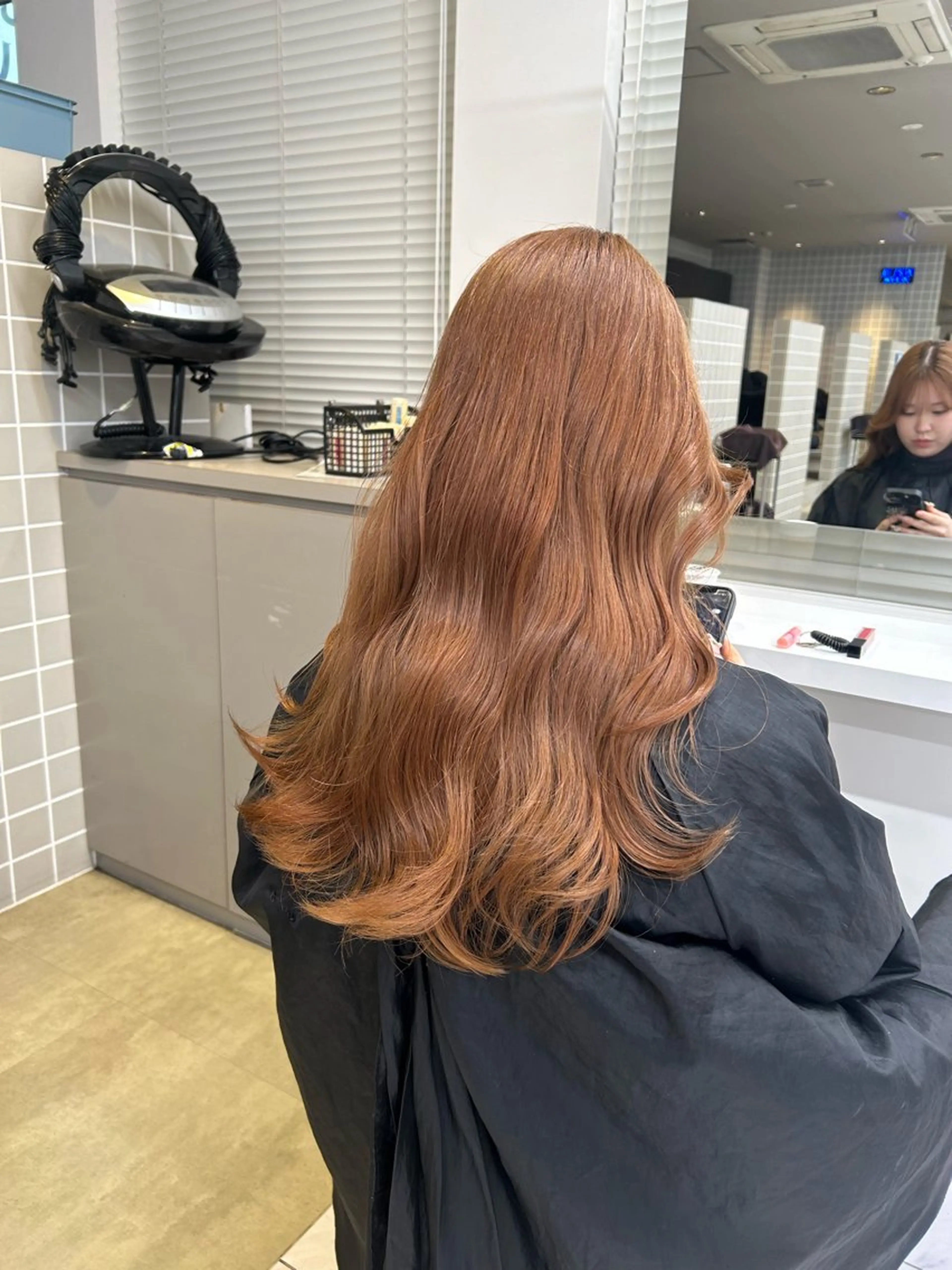 ロング カラー ヘアアレンジ ベージュカラー カット ヘアカラー トリートメント ヘアセット 💎韓国/ レイヤー カット/ 暖色🫧のヘアスタイル