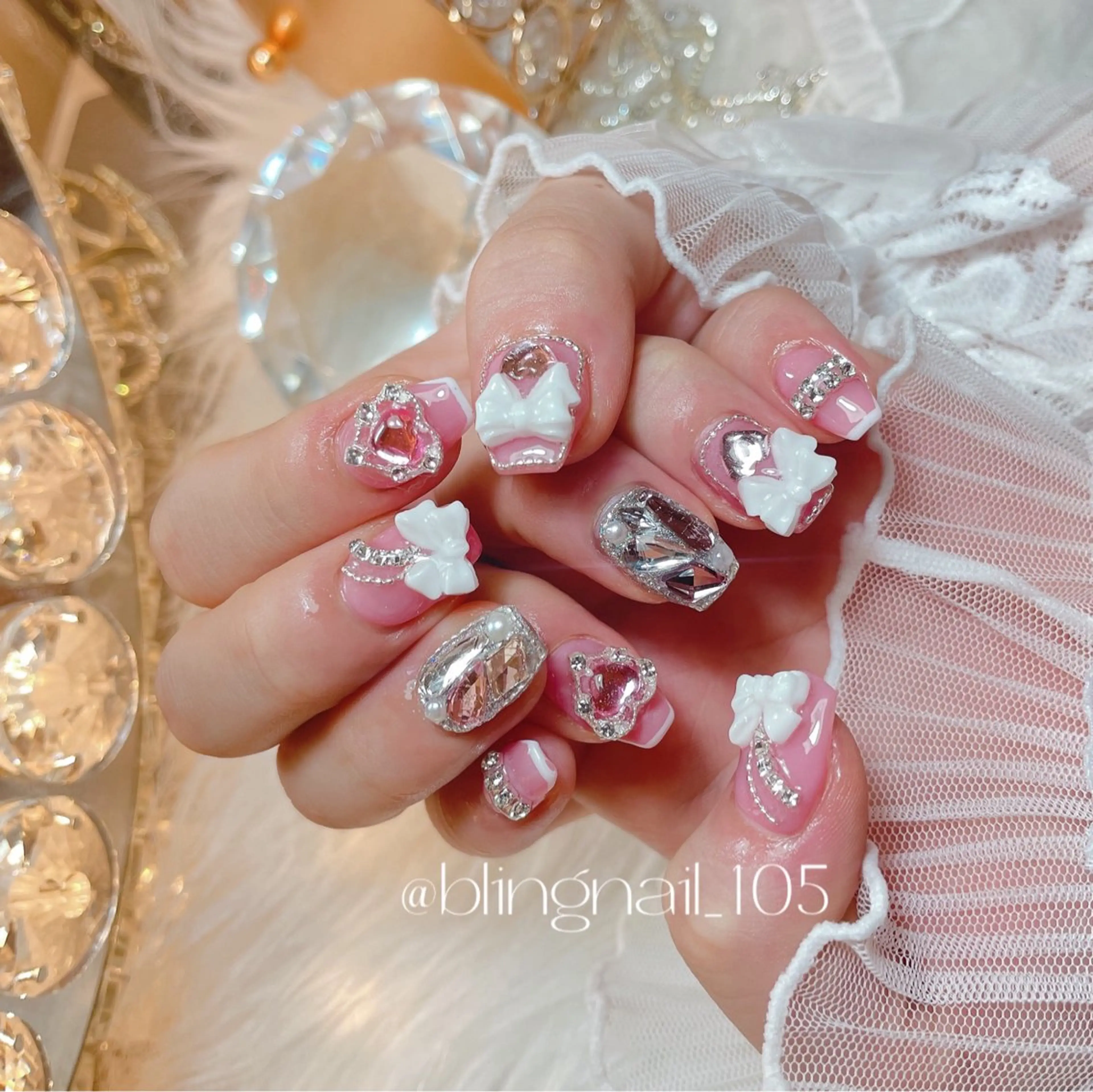 ネイル 23時まで❤︎韓国、 ワンホンネイルのネイルデザイン