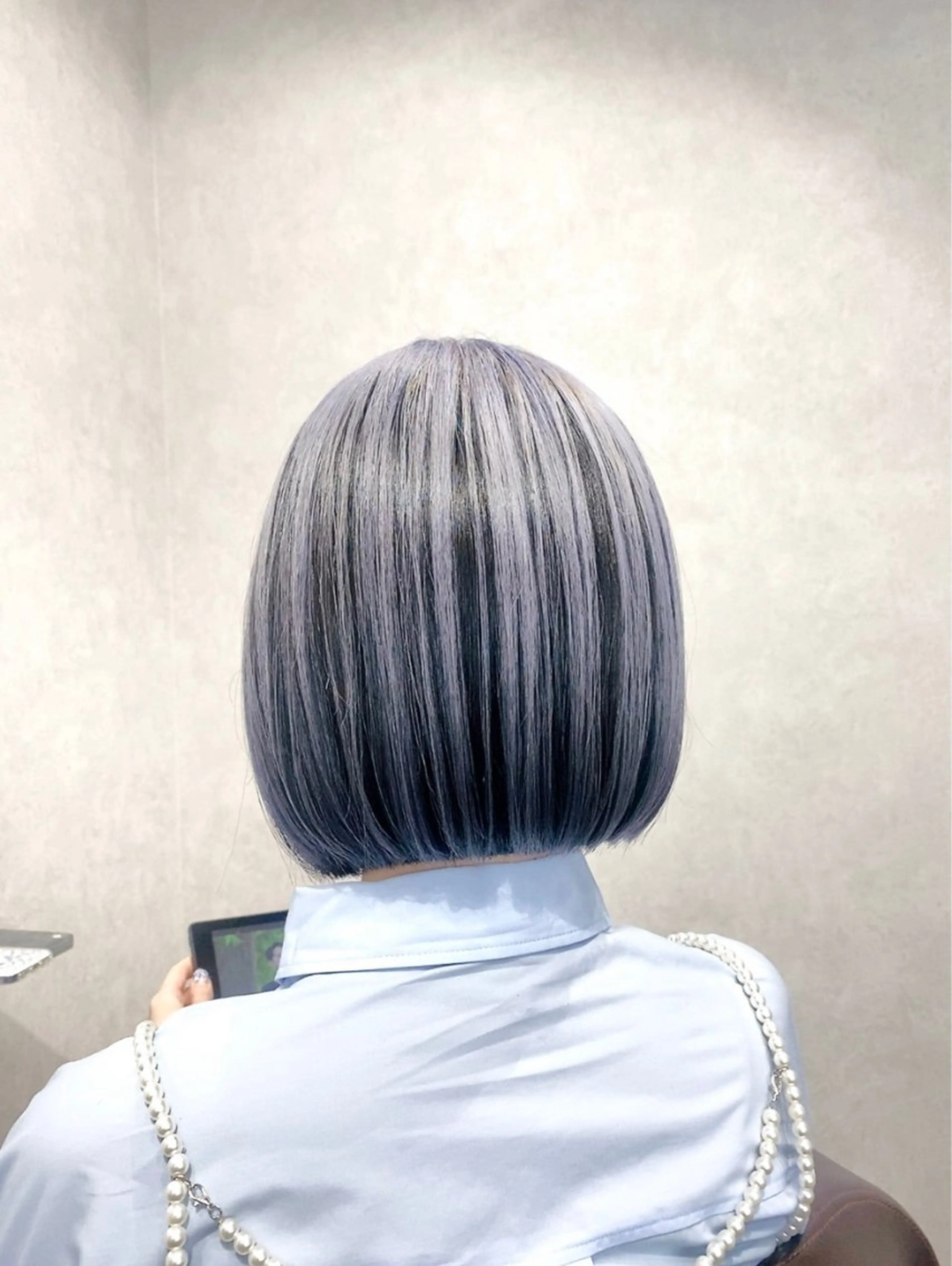 ミディアム カラー カット ヘアカラー _White所属・ＳＨＩ ＺＵのヘアスタイル