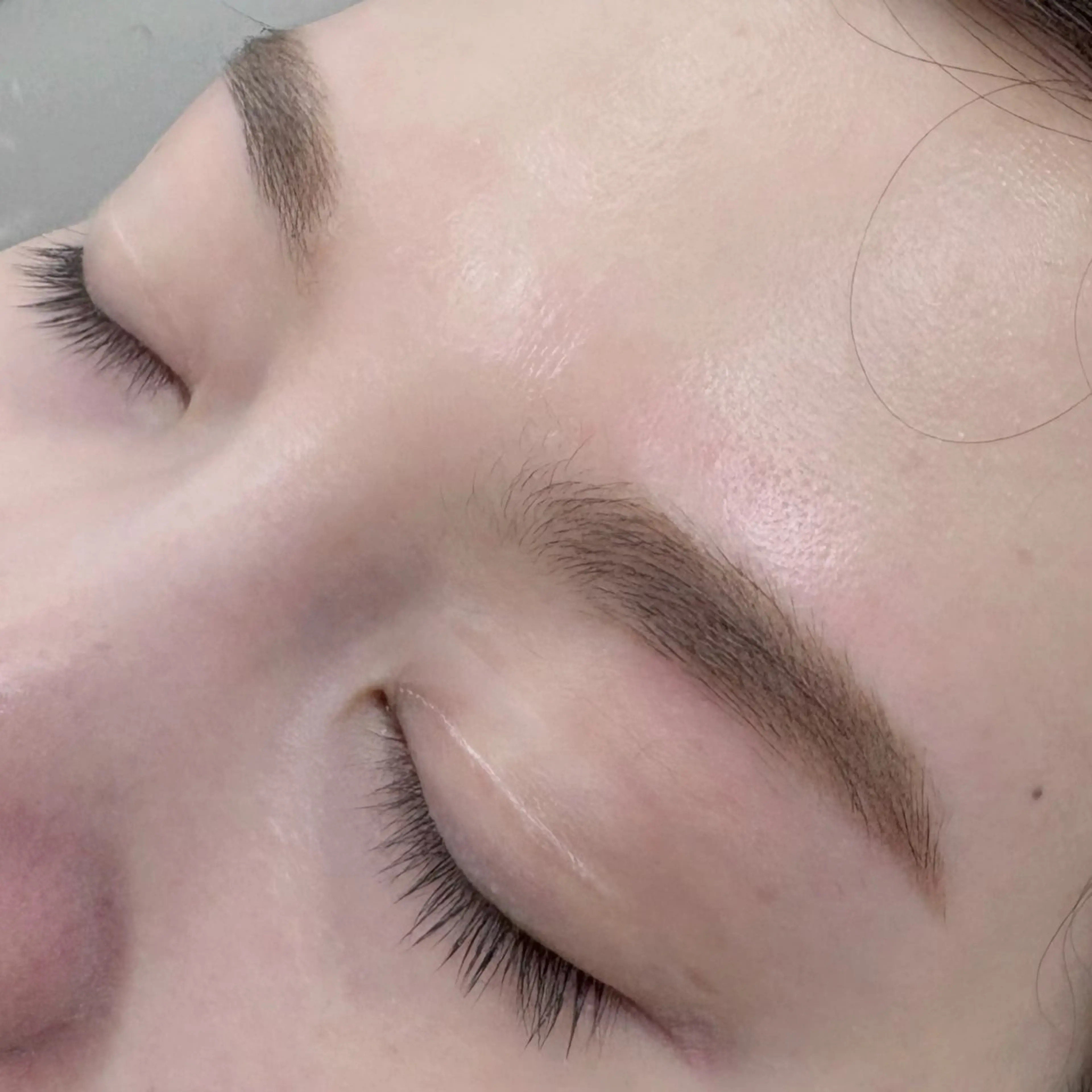 眉ワックス脱毛でスッキリ✨の写真