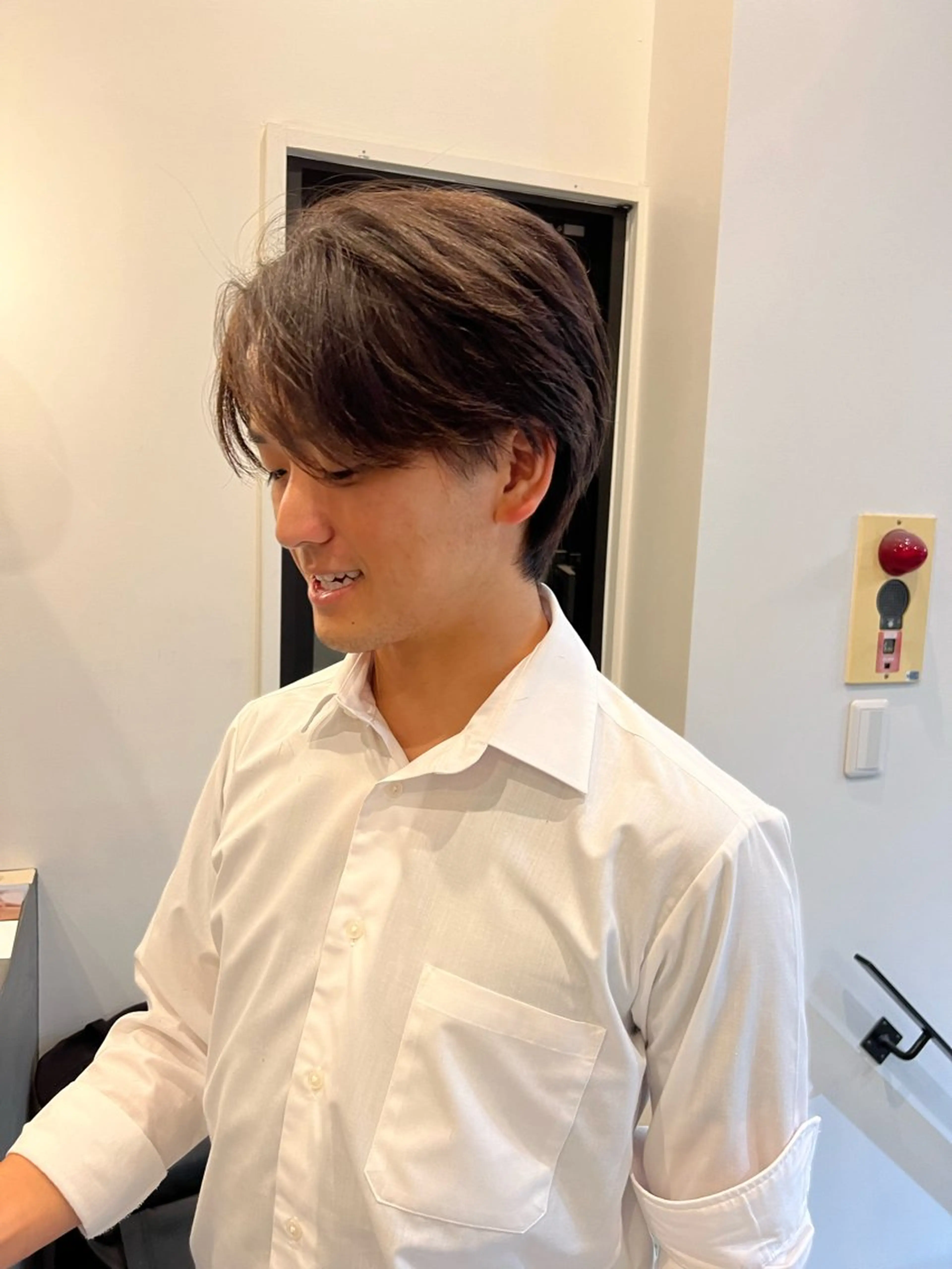 メンズ センターパート 刈り上げ 大阪メンズパーマ /スパイキー/らいのヘアスタイル