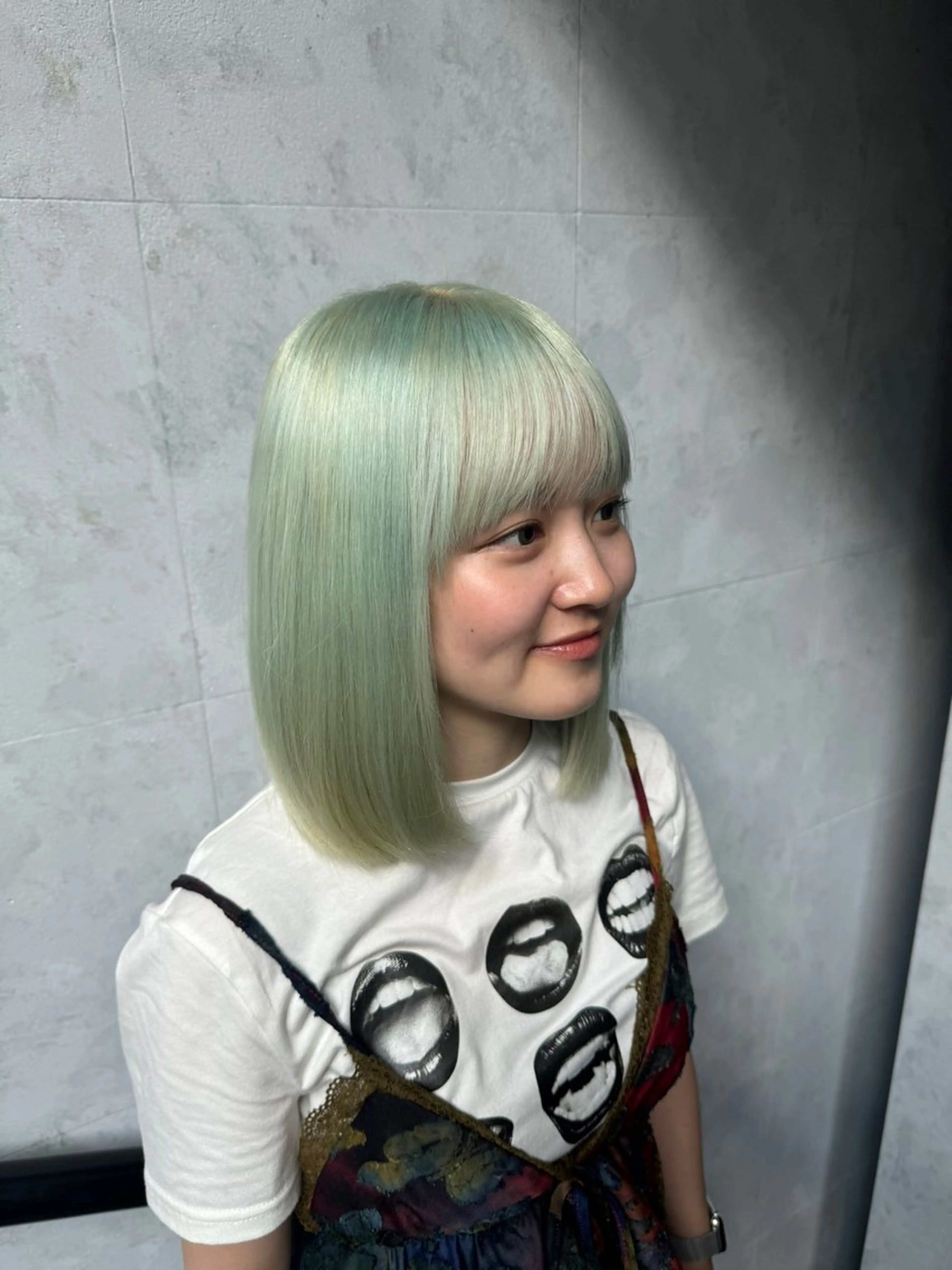 ミディアム カラー あなたのお悩み改善" You"💚❤️💛のヘアスタイル