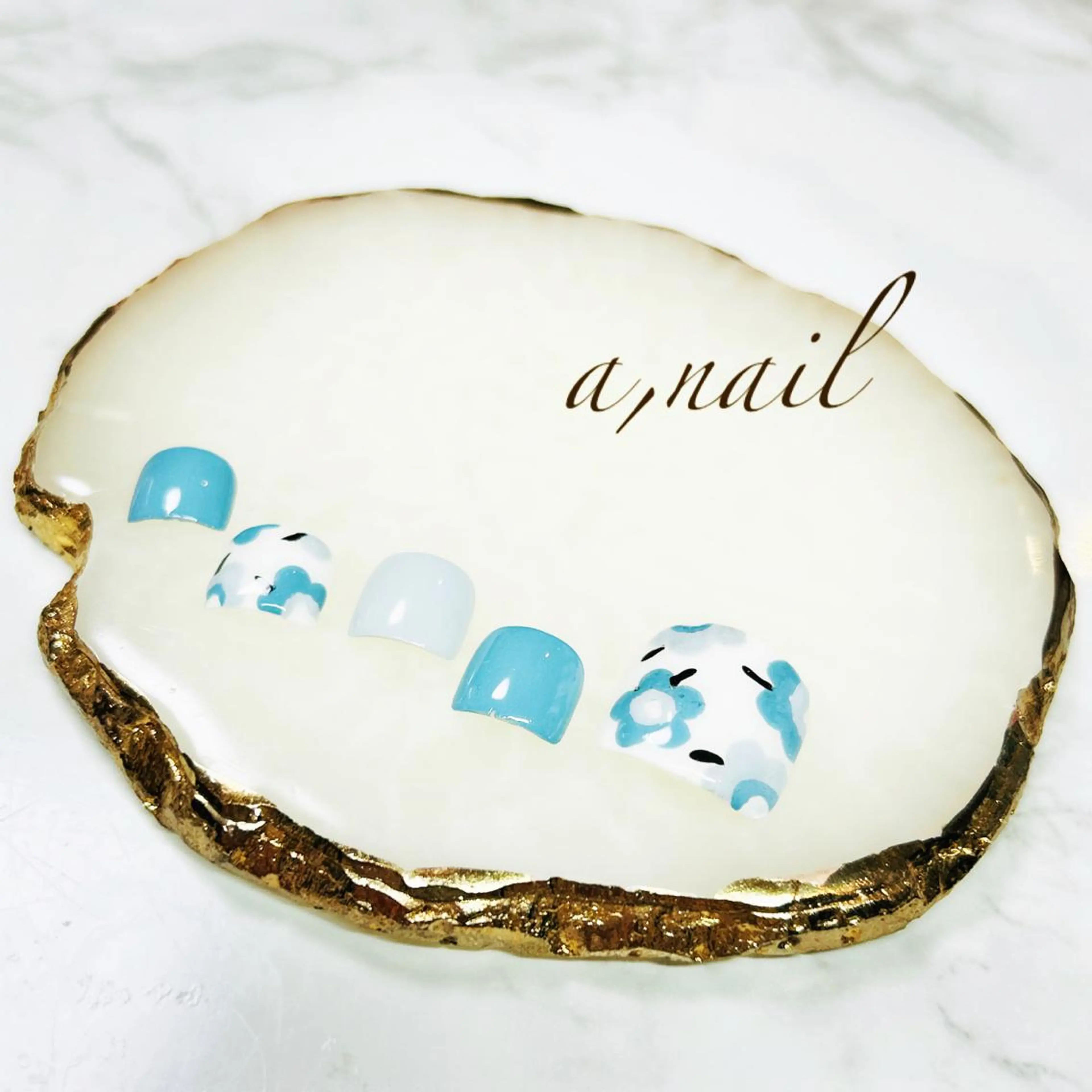 ネイル フラワーネイル フットネイル ジェルネイル グラデーション ワンカラーネイル フットネイル ネイルサロン エーネイルのネイルデザイン