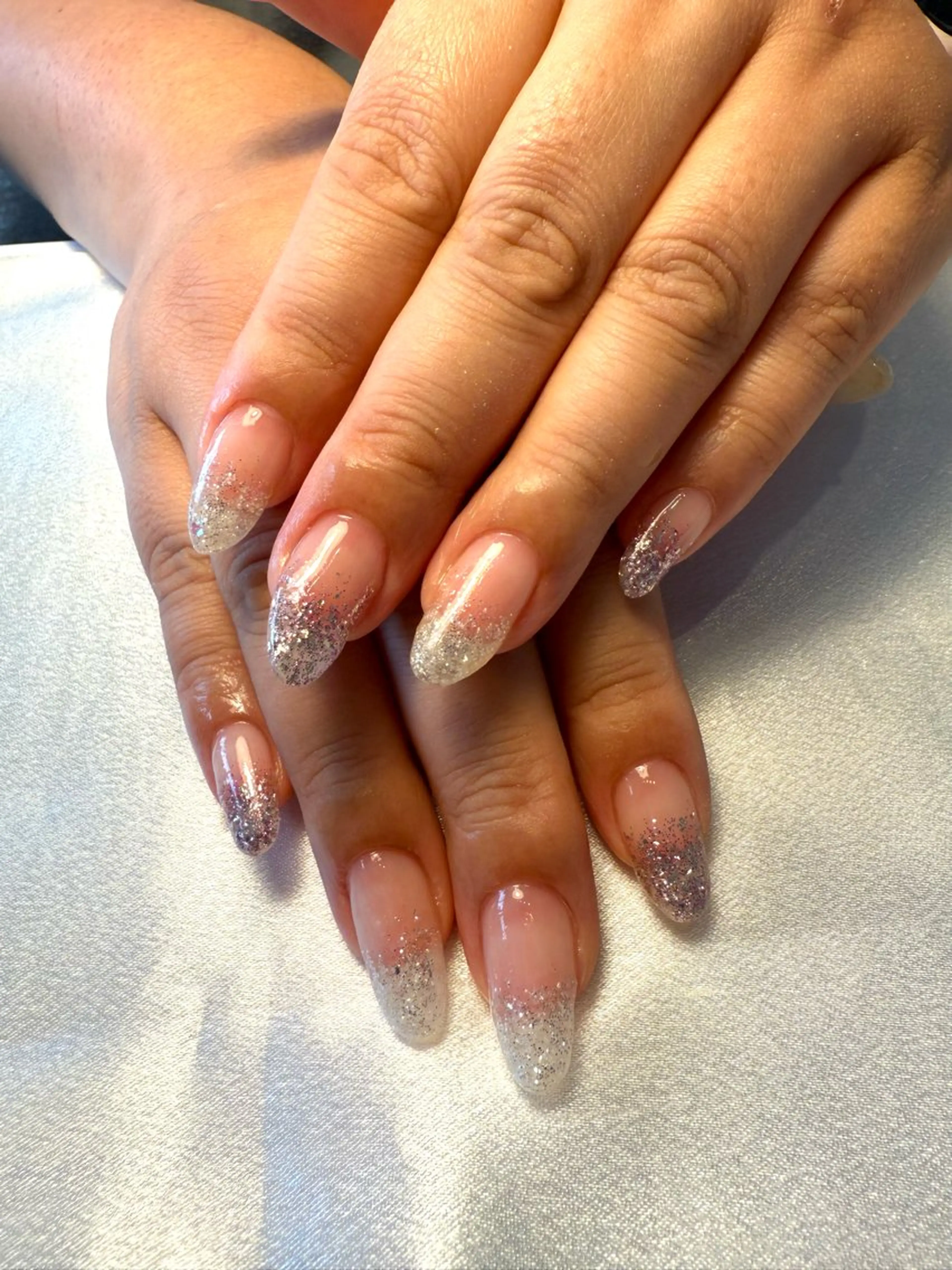 ネイル ラメ(グリッター) ラメグラデーション ワンカラーネイル パープル ホワイト nail salon Estelleのネイルデザイン