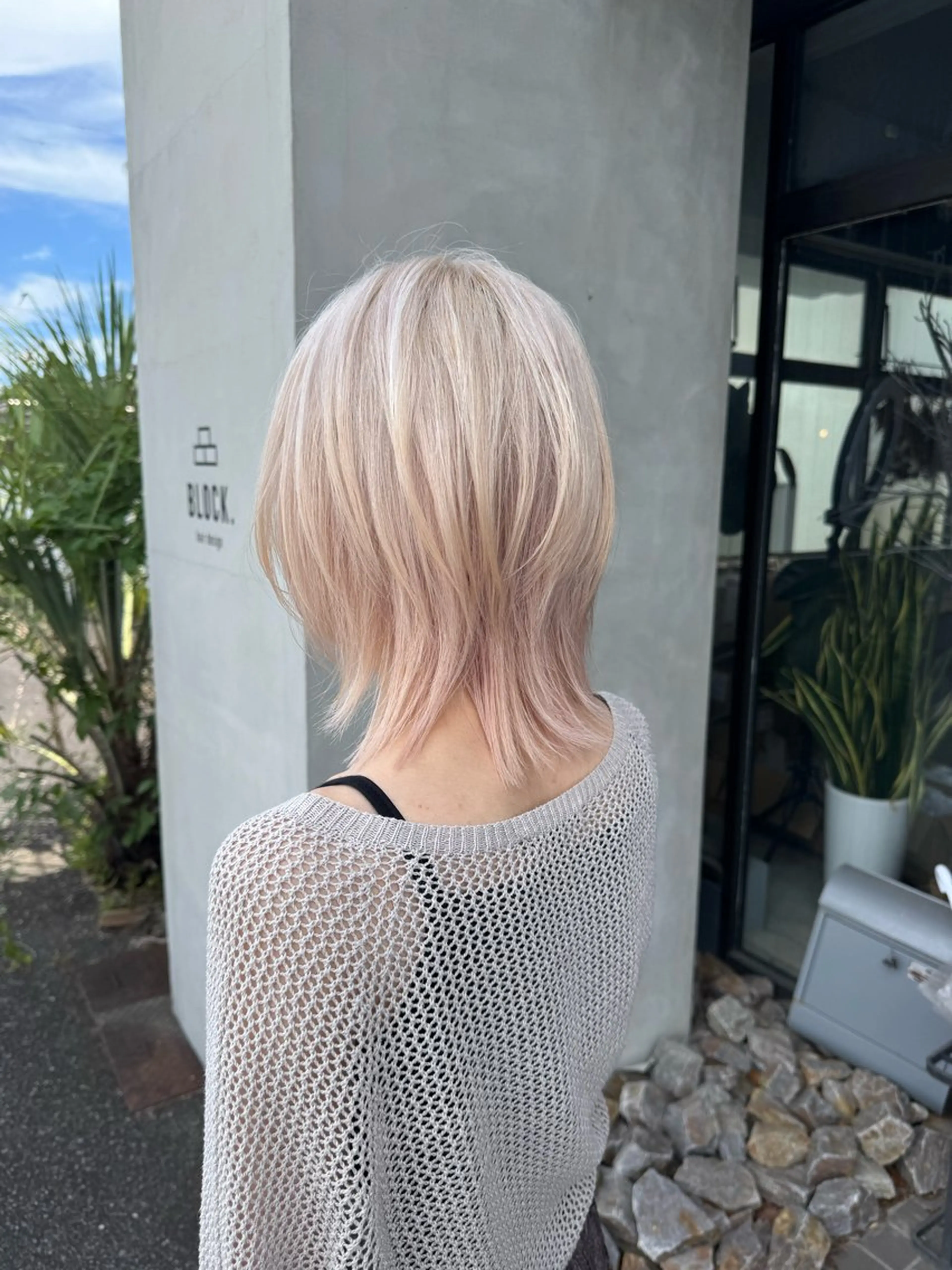 ミディアム 岡崎/髪質改善/ ハイトーン/鈴木進のヘアスタイル