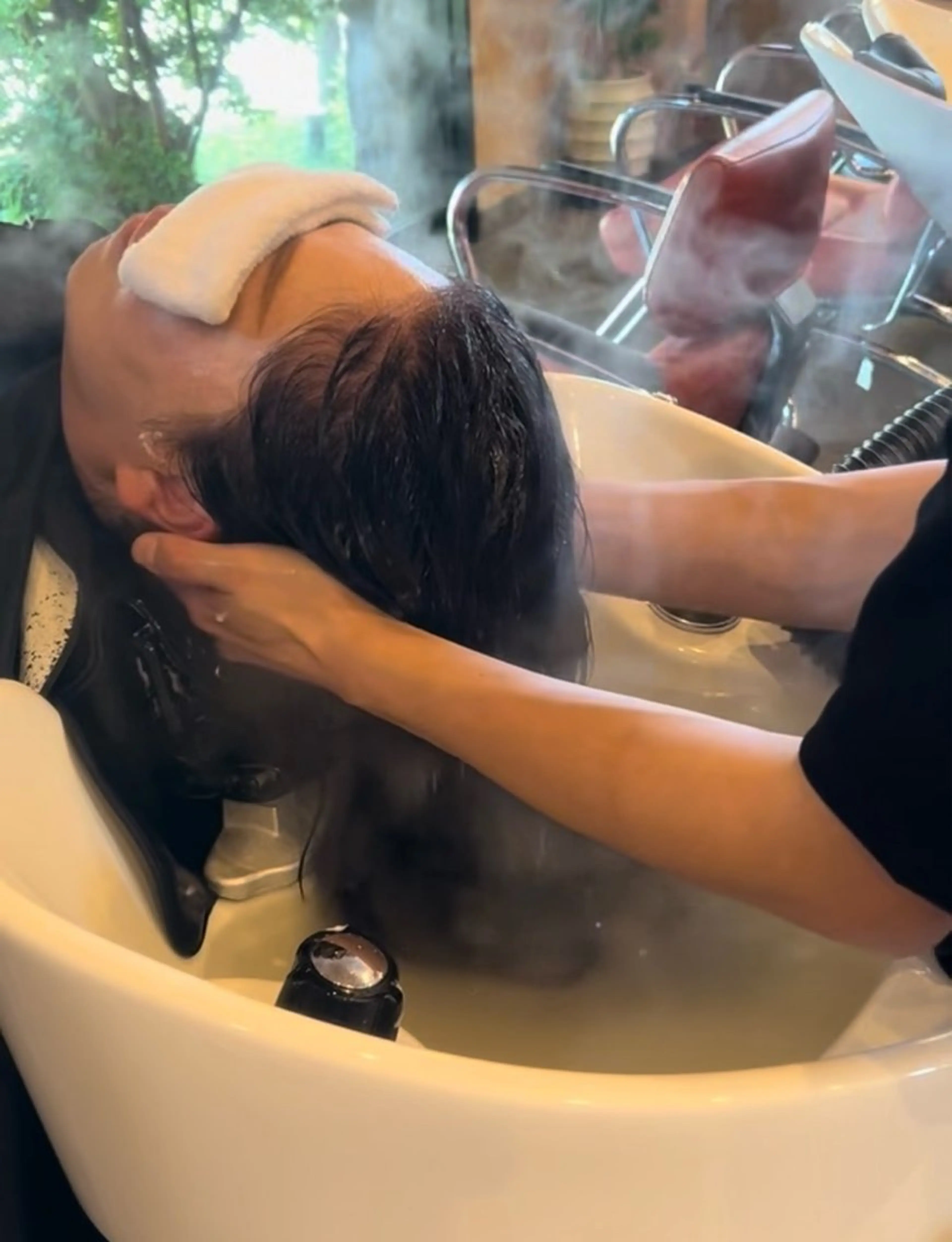 ヘッドスパ 鶴田 拓也のヘアスタイル