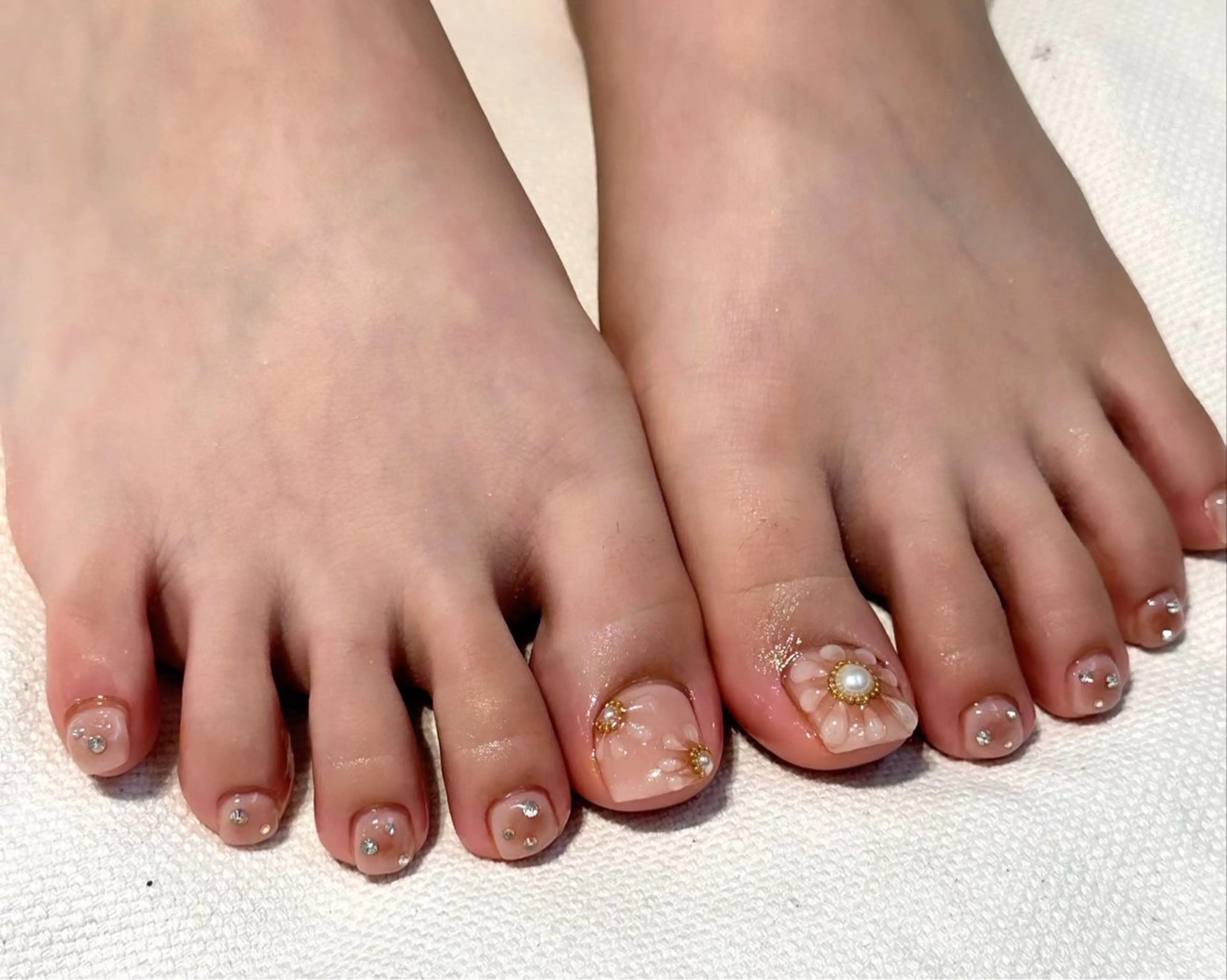 ネイル フットネイル ネイルサロンshion所属・ネイリスト CHINATSUのネイルデザイン