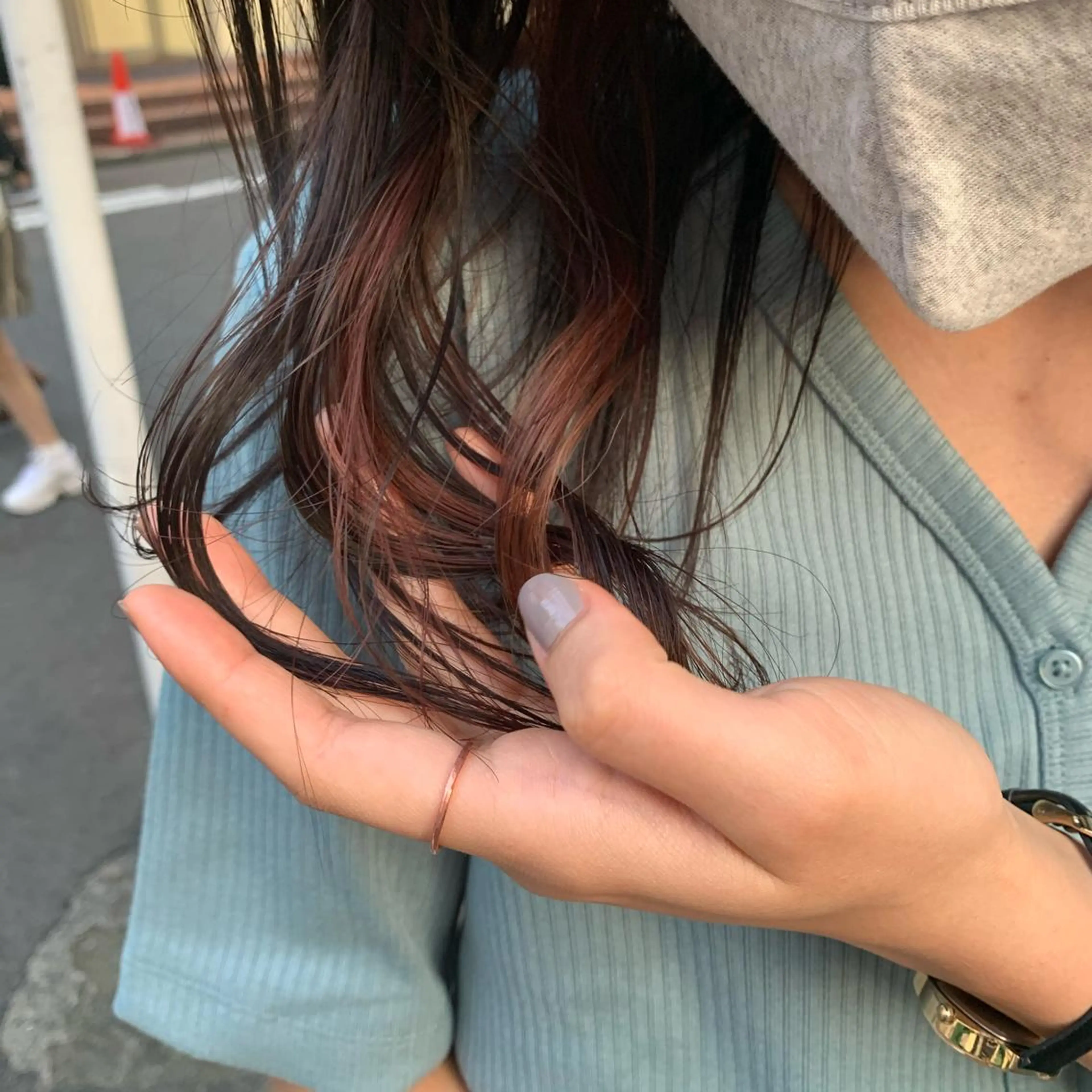 セミロング カラー ヘアアレンジ サナ🌱 切りっぱなしボブのヘアスタイル