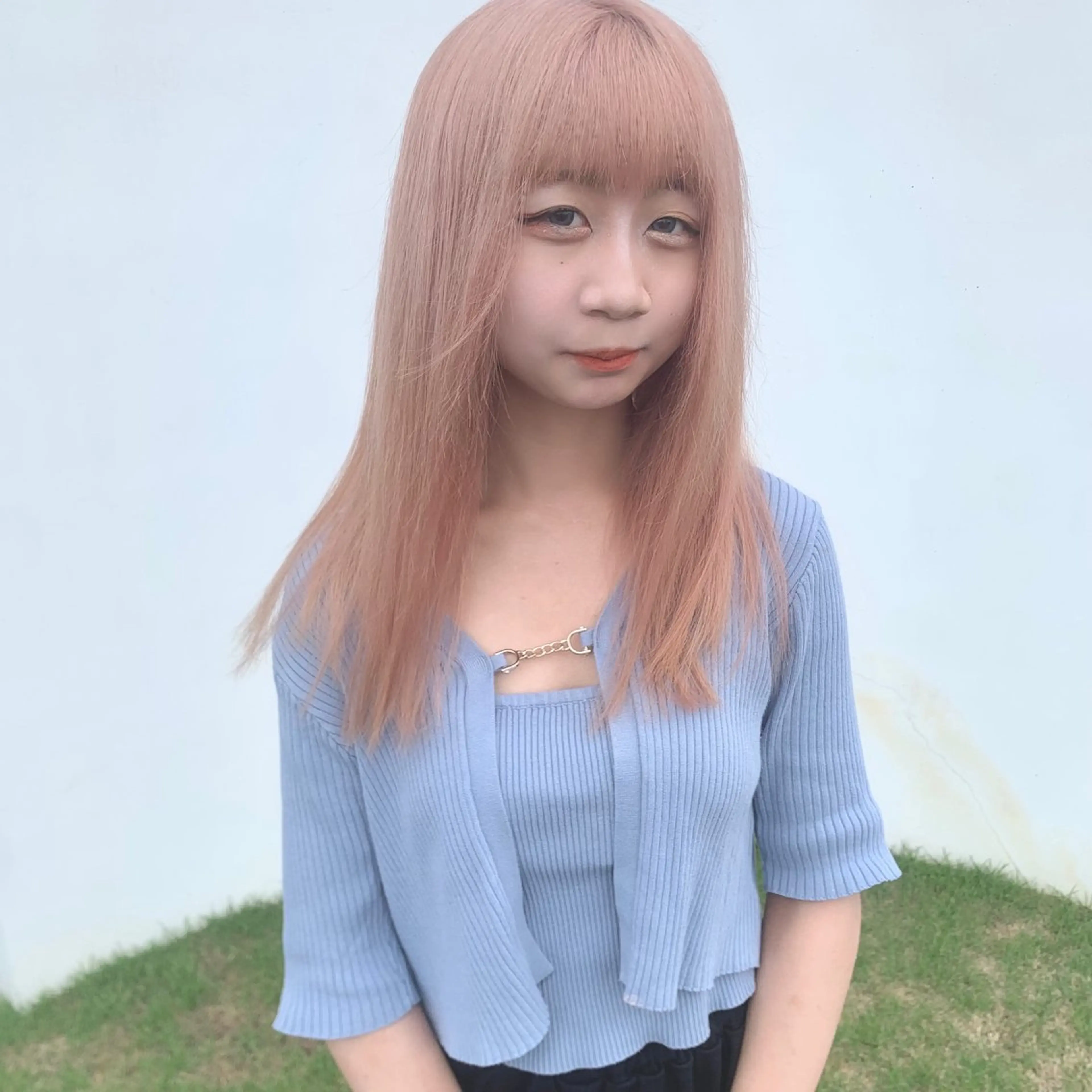 ロング カラー ブリーチ デザインカラー 掛川 瑠唯のヘアスタイル