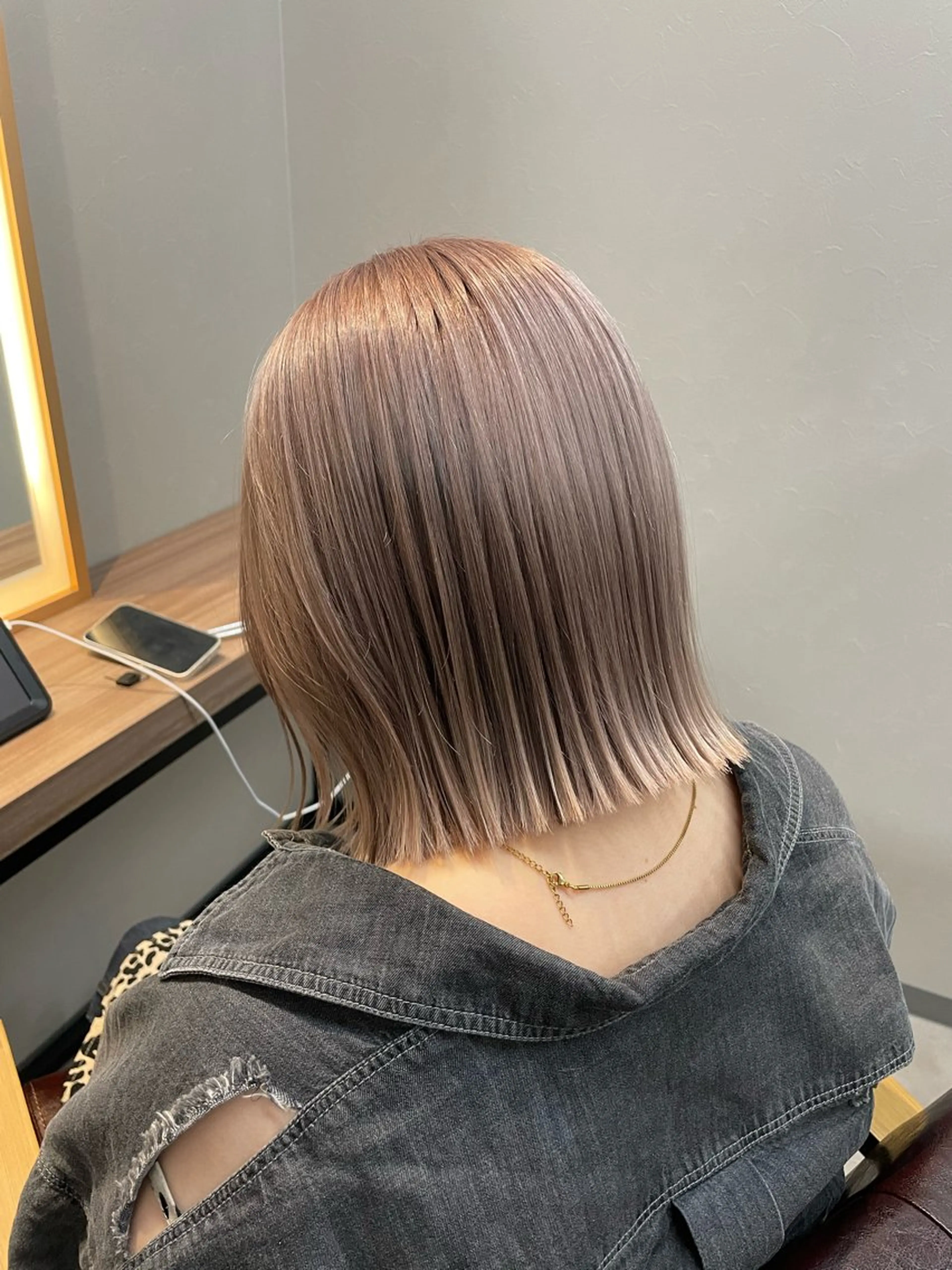 【ケアしながらハイトーン✨】🧡ブリーチリタッチ+美髪カラー🧡の写真