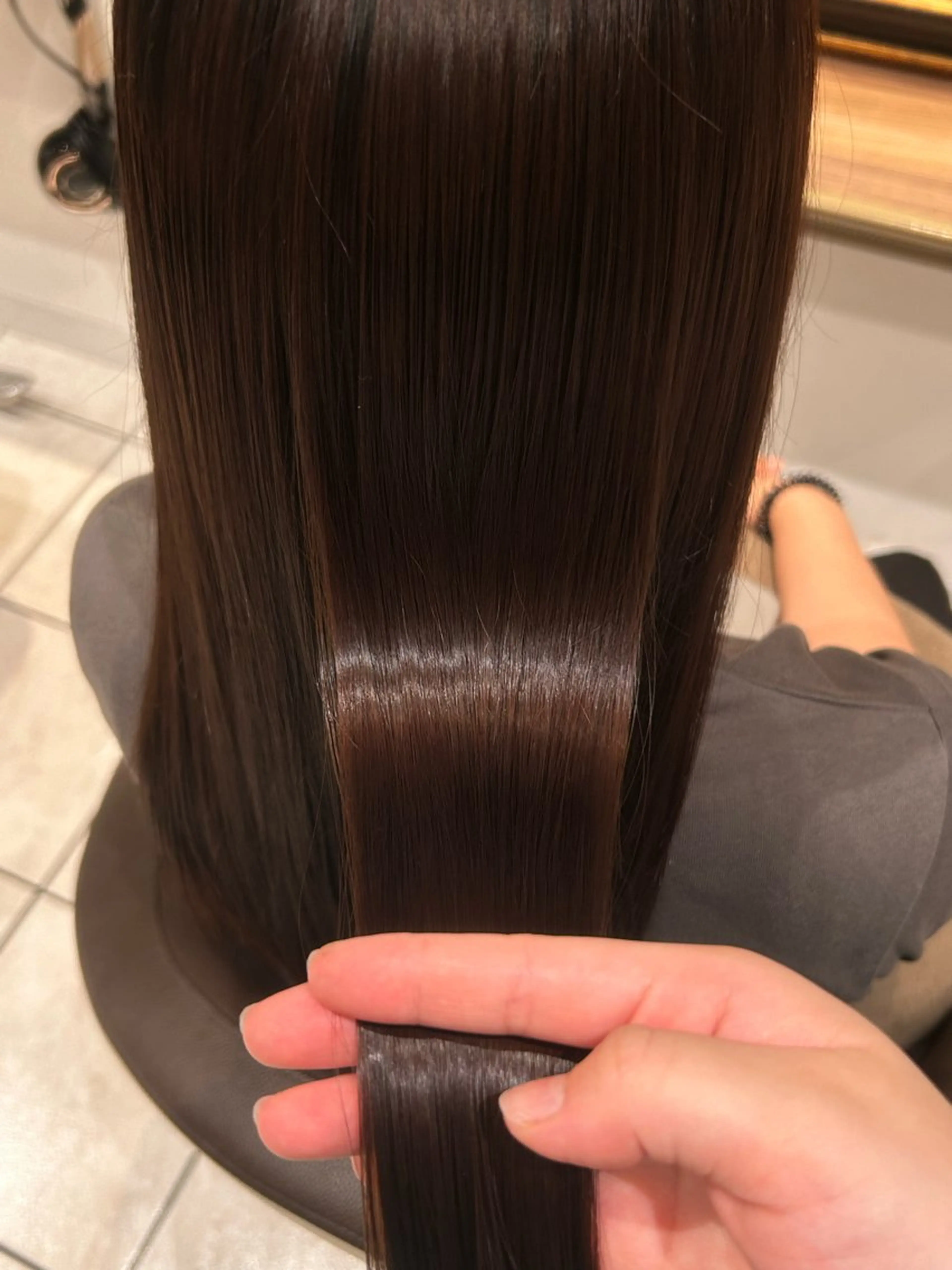 ロング ash西葛西 今井瑚子のヘアスタイル