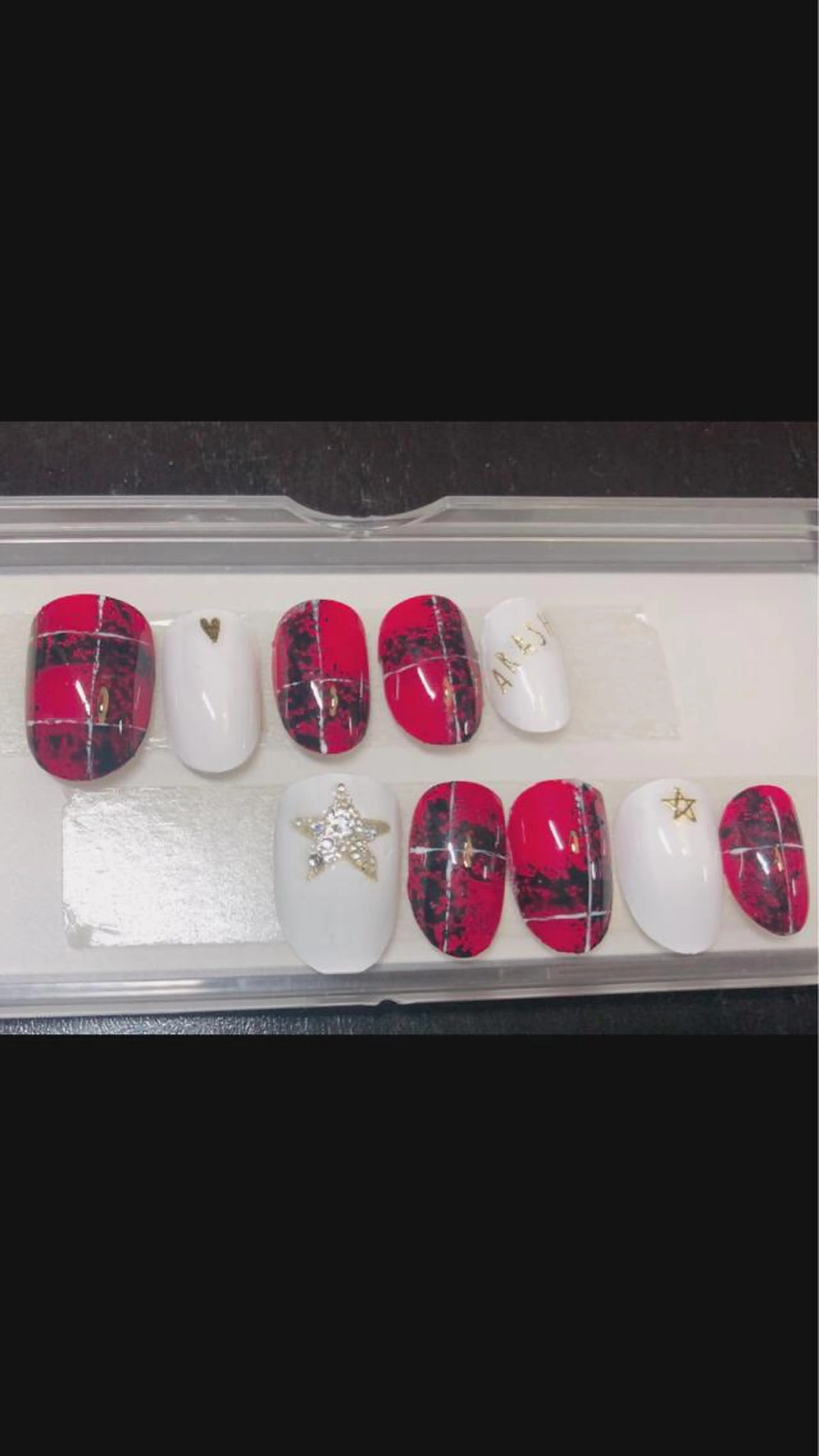 自分だけのネイルチップの写真