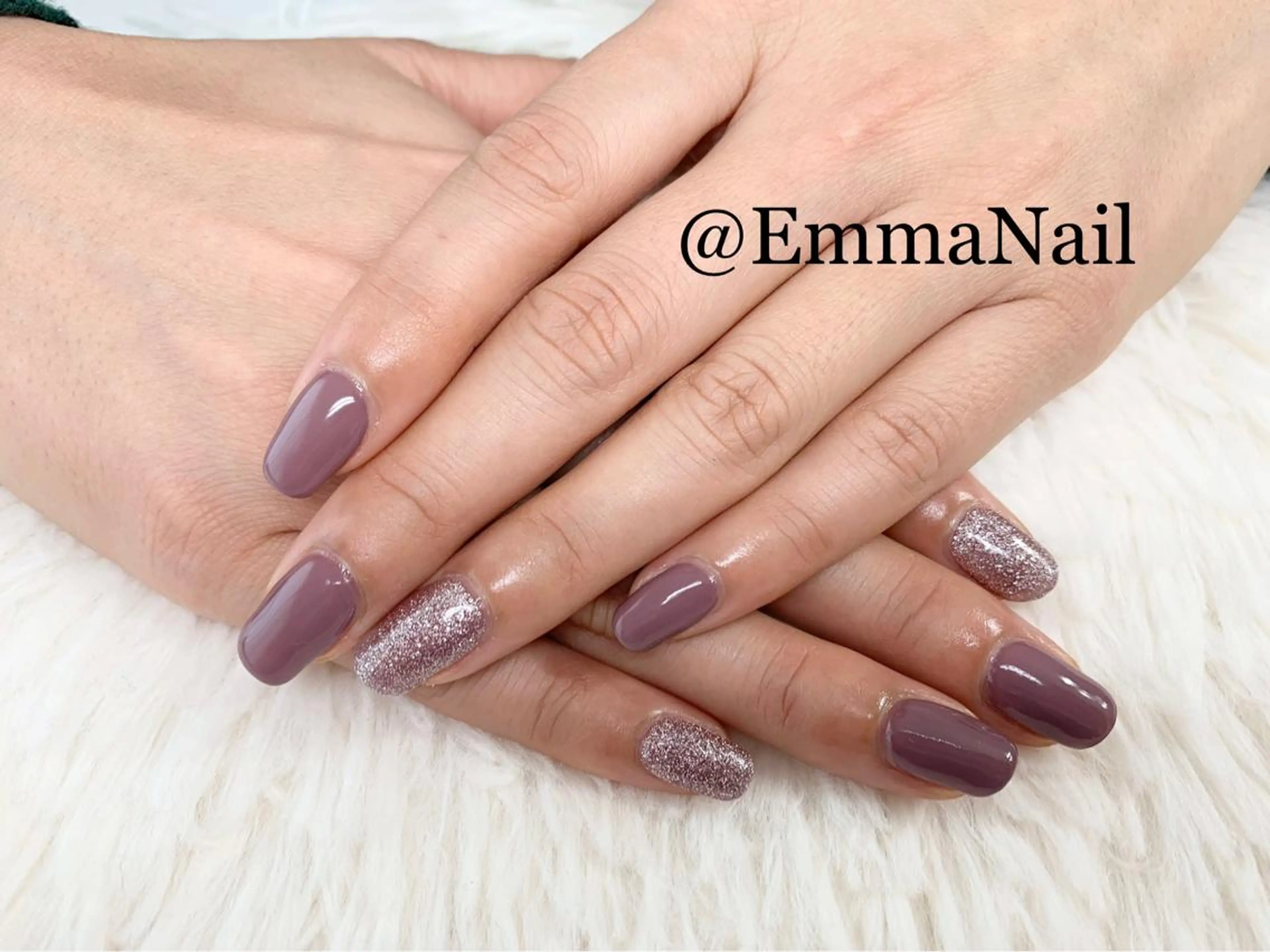 ネイル ジェルネイル ワンカラーネイル ハンドネイル salon EM&A emiのネイルデザイン