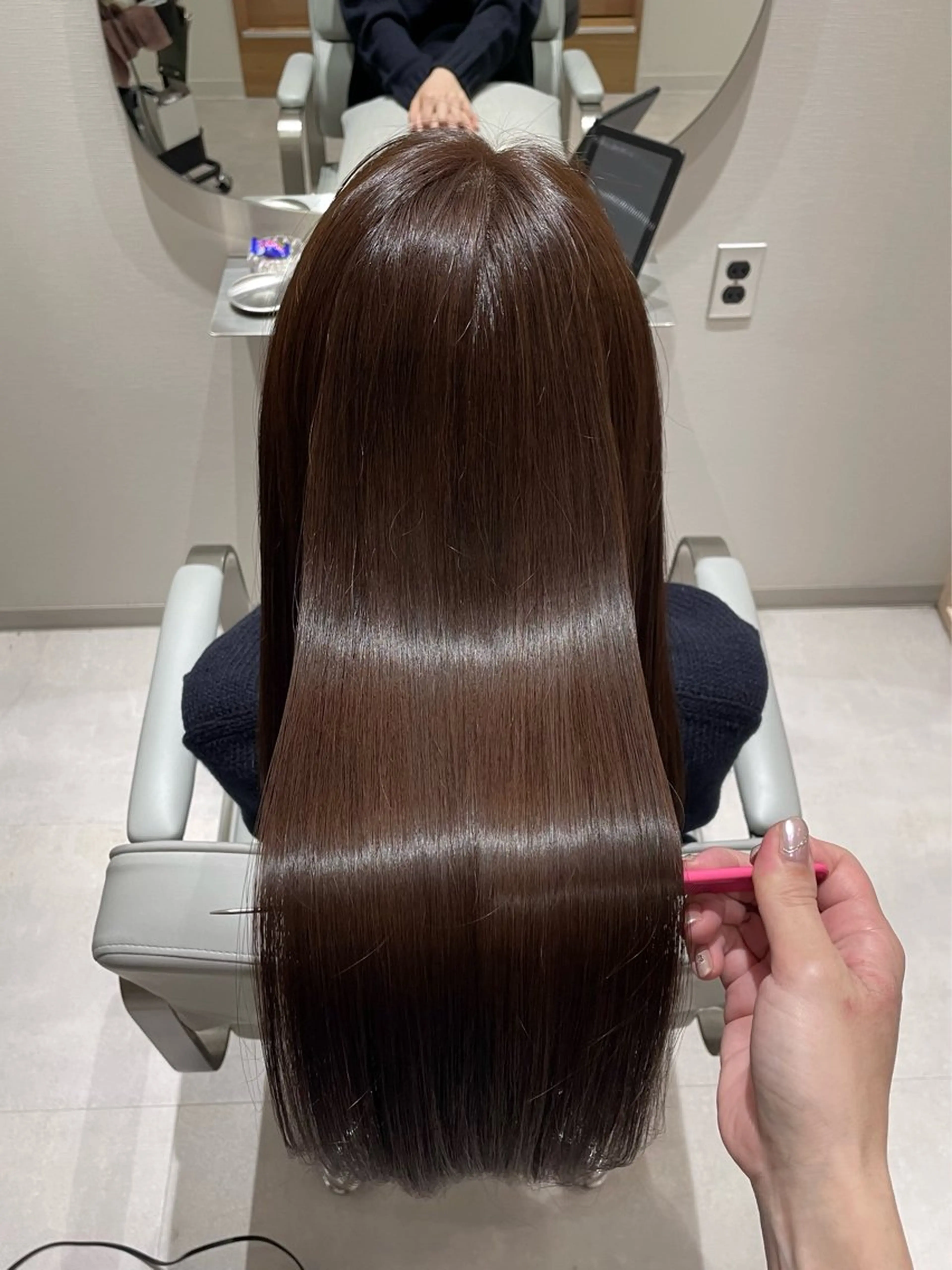 ロング カラー ブラウンカラー モカブラウン ヘアカラー トリートメント Zina 浦安所属・髪質改善✨Zina浦 安/個室🌈YUKIのヘアスタイル