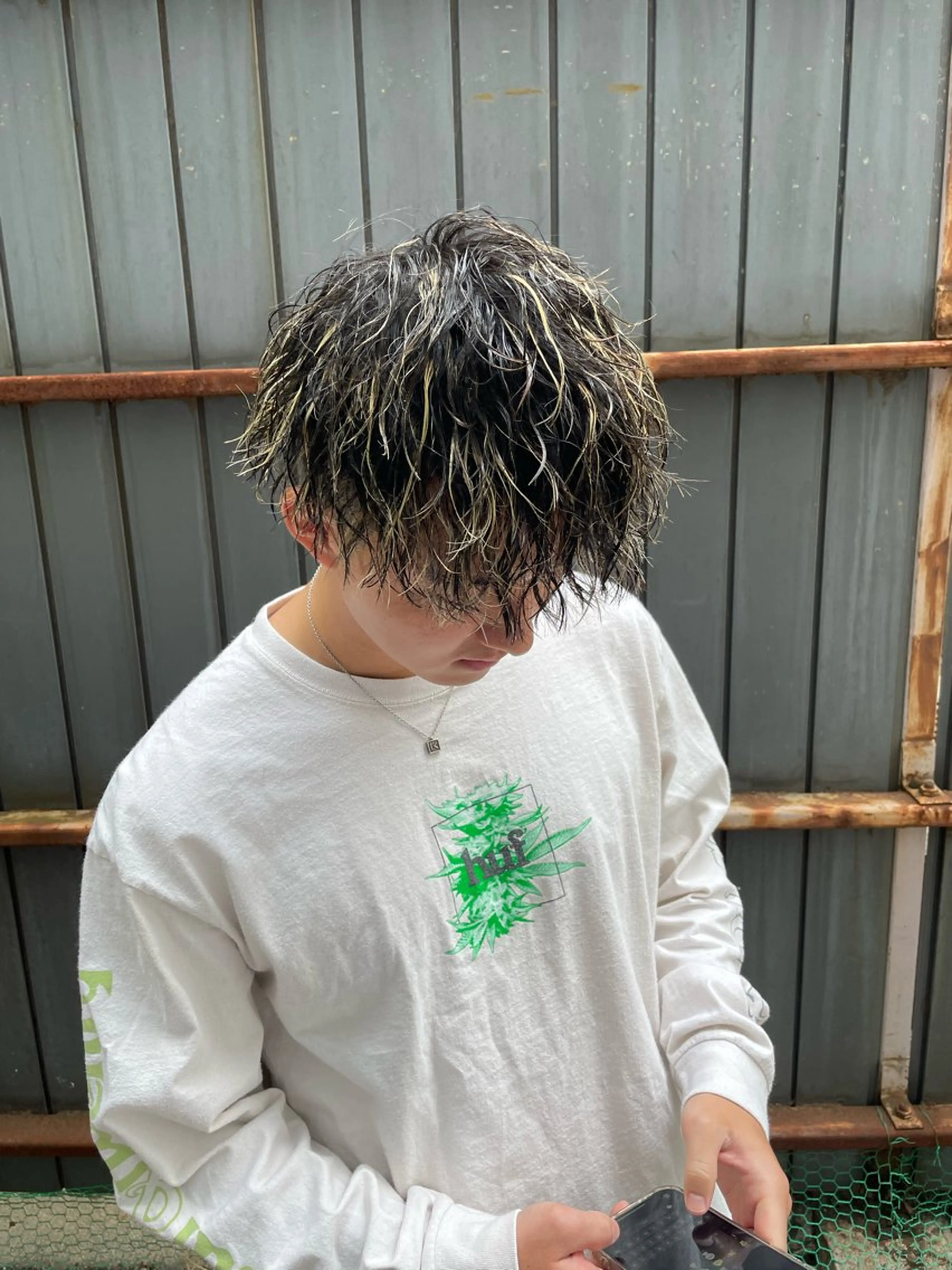 ショート QUONHEAL(クオンヒール)所属・重名 陸のヘアスタイル