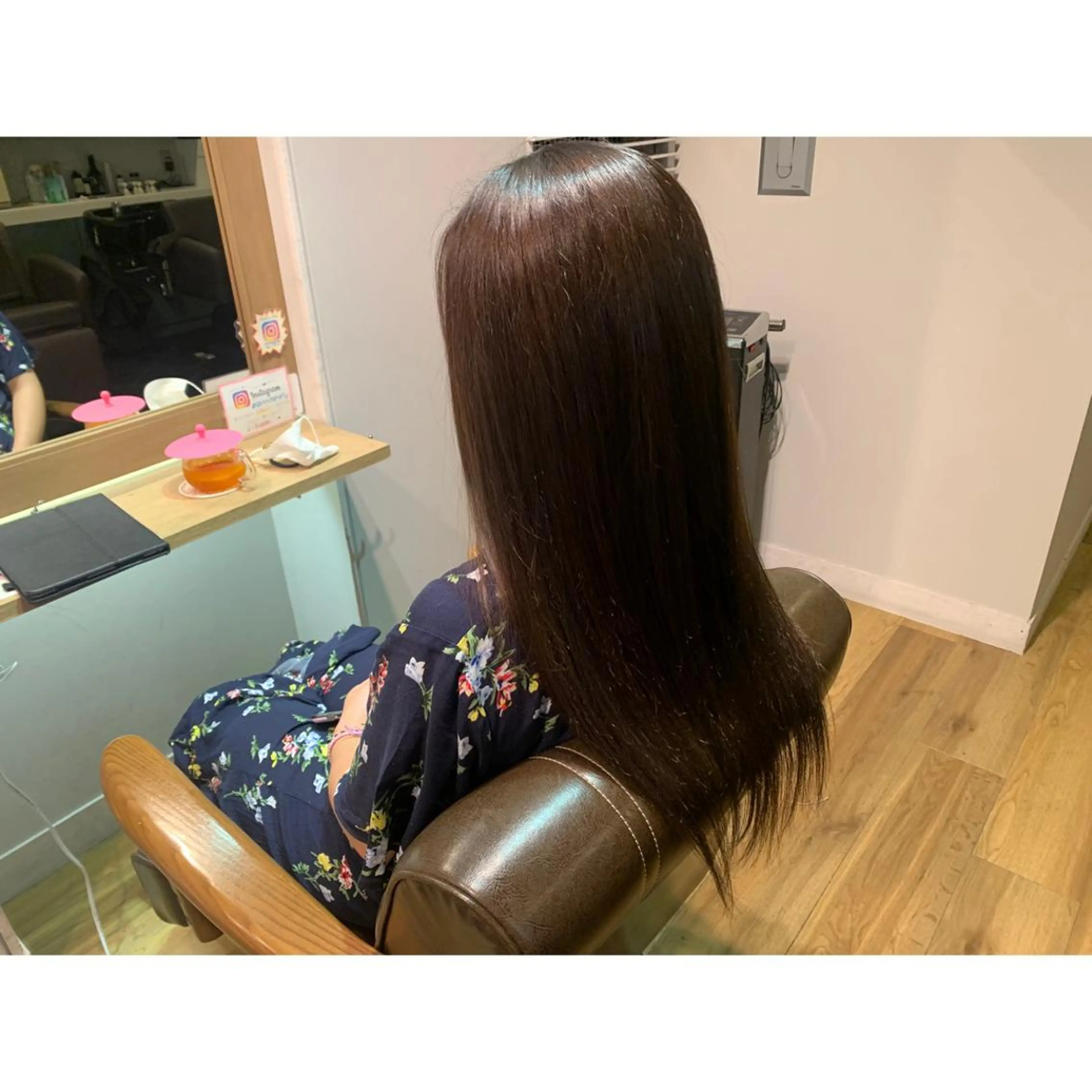 ロング カラー グレージュ ヘアカラー トリートメント ツキダテ ユイのヘアスタイル