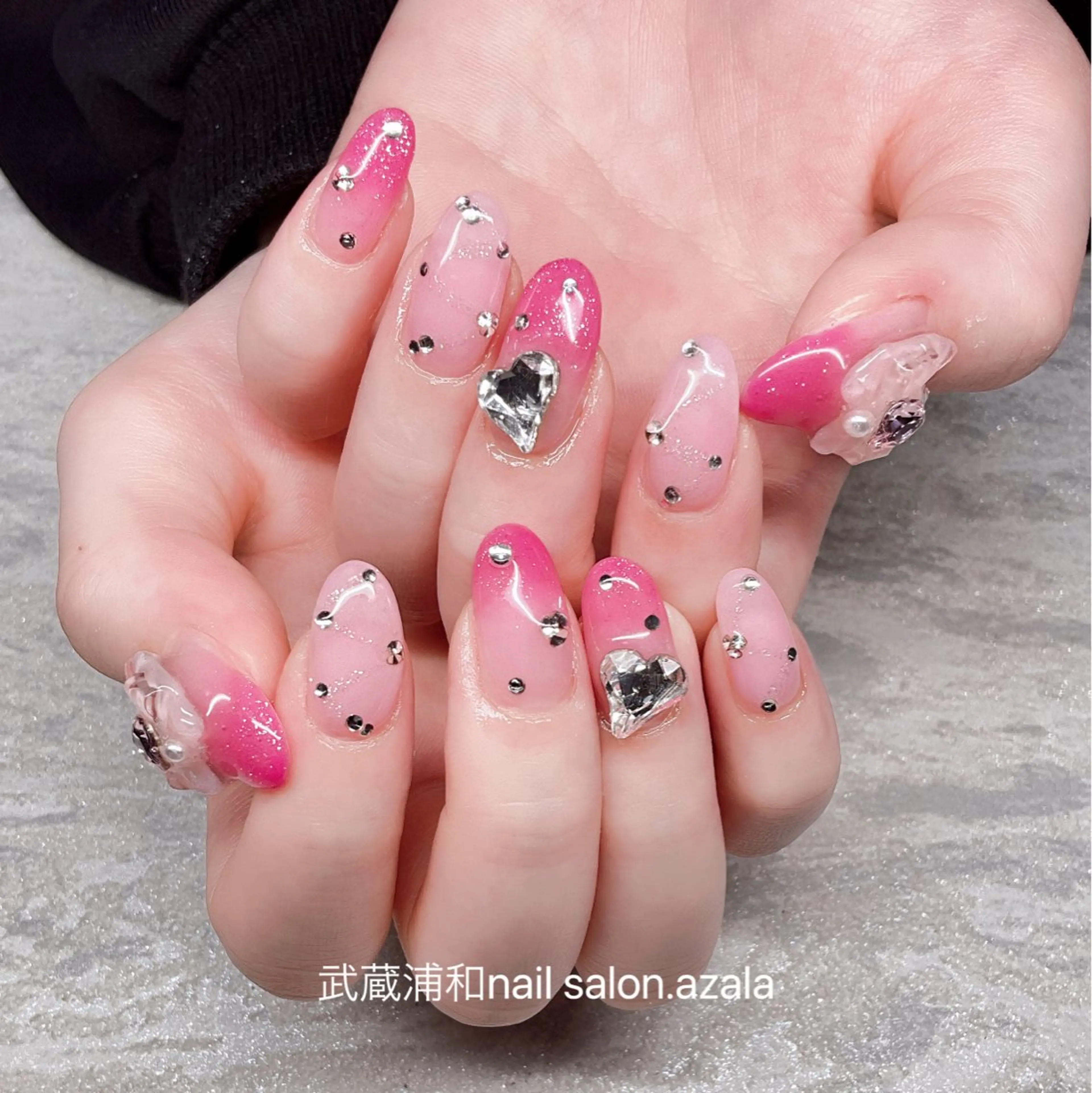 ネイル ハンドネイル R inのネイルデザイン