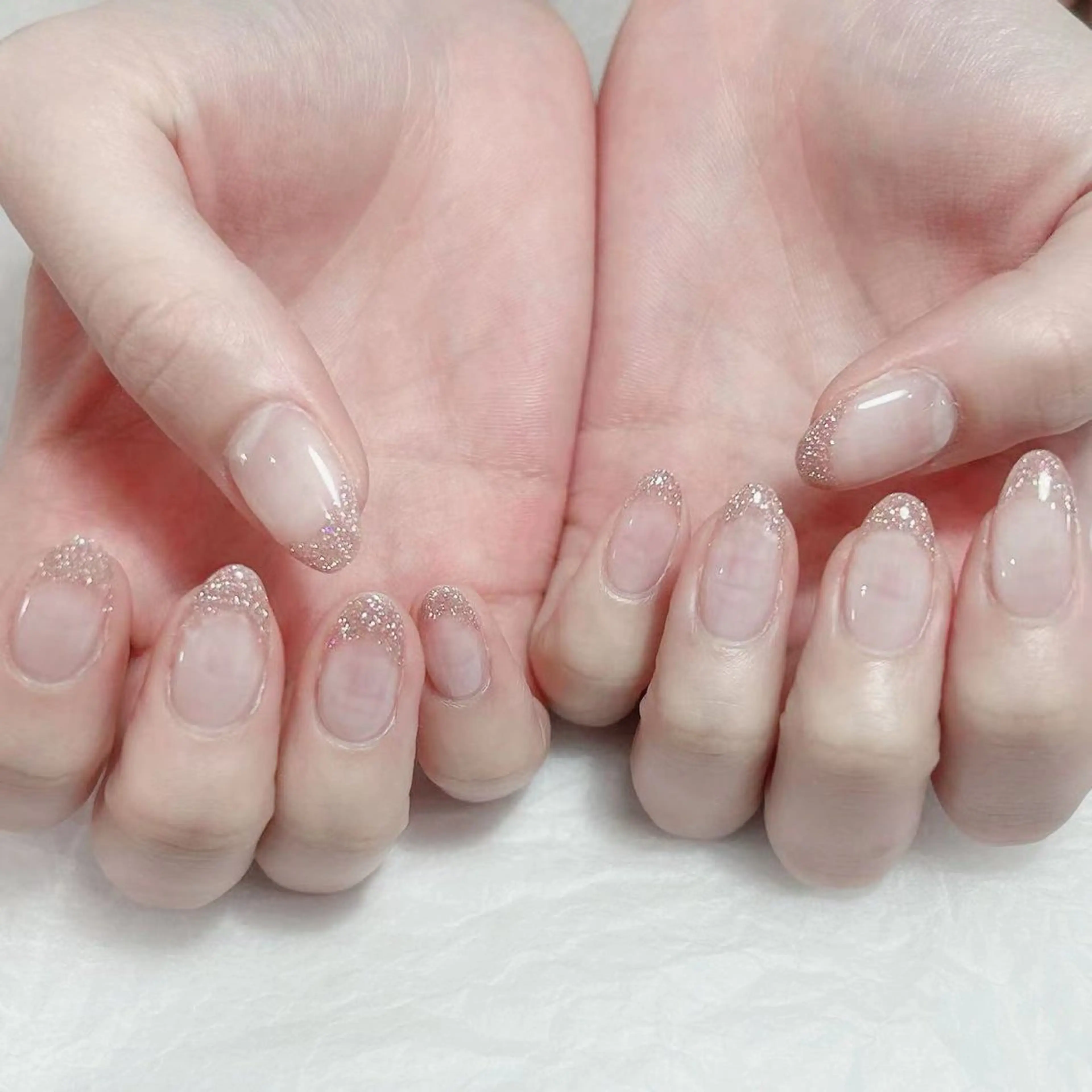 ミディアム 韓国風ヘア ハンドネイル DIAMOND Nail🥇のネイルデザイン