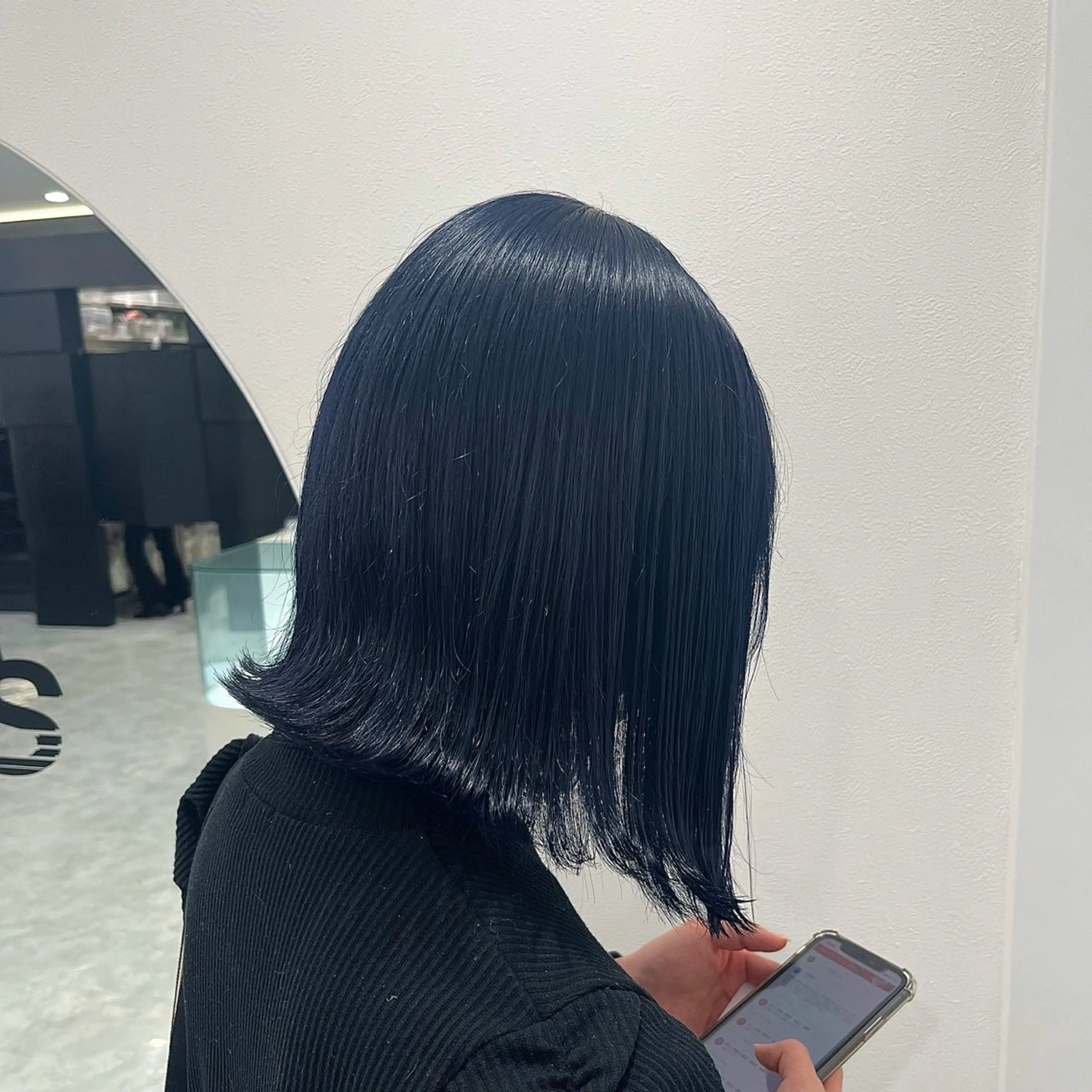 ショート カラー ヘアカラー トリートメント ヘッドスパ ヘアセット 🩵色落ち可愛い 寒色カラー🩵のヘアスタイル