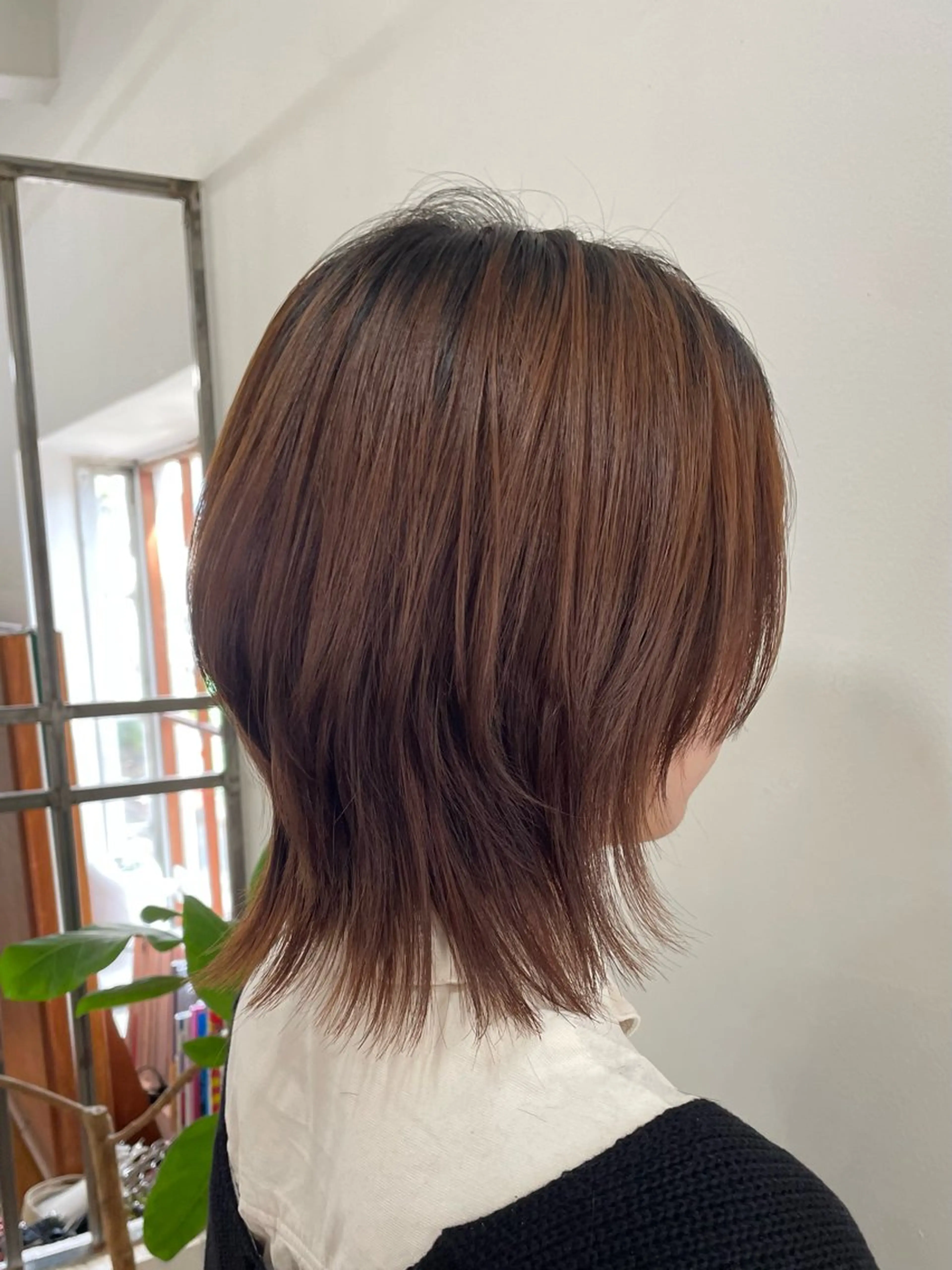 ミディアム ショートボブ ミディアムパーマ ボブ 髪質改善 レイヤーカット カット mopa所属・mopa_kaede 暖色カラー/ロングのヘアスタイル