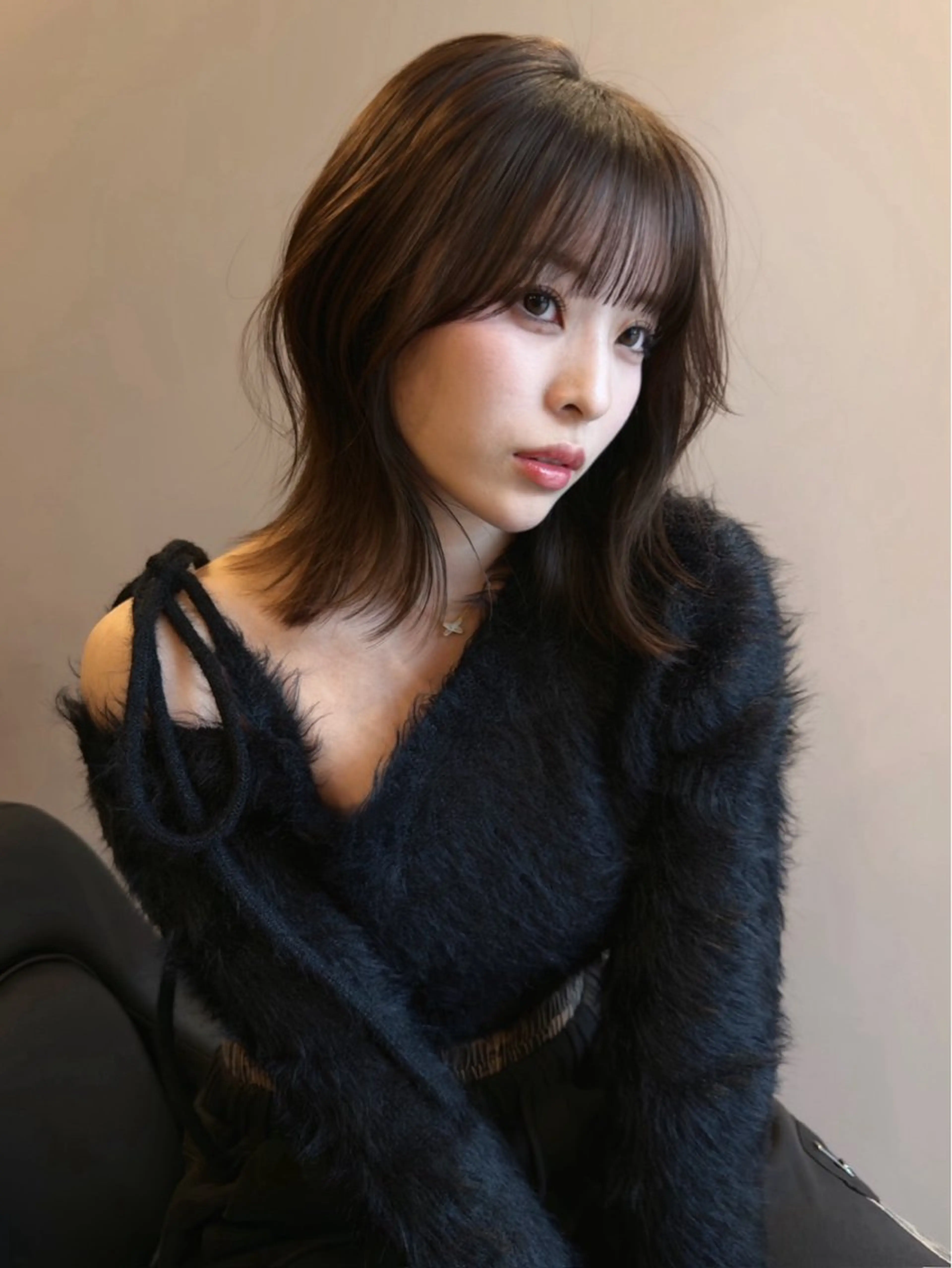 ミディアム くびれヘア くびれレイヤー レイヤーカット 小顔カット ヘアカラー HARVEY所属・透明感カラー🫧 miha/HAVEYのヘアスタイル