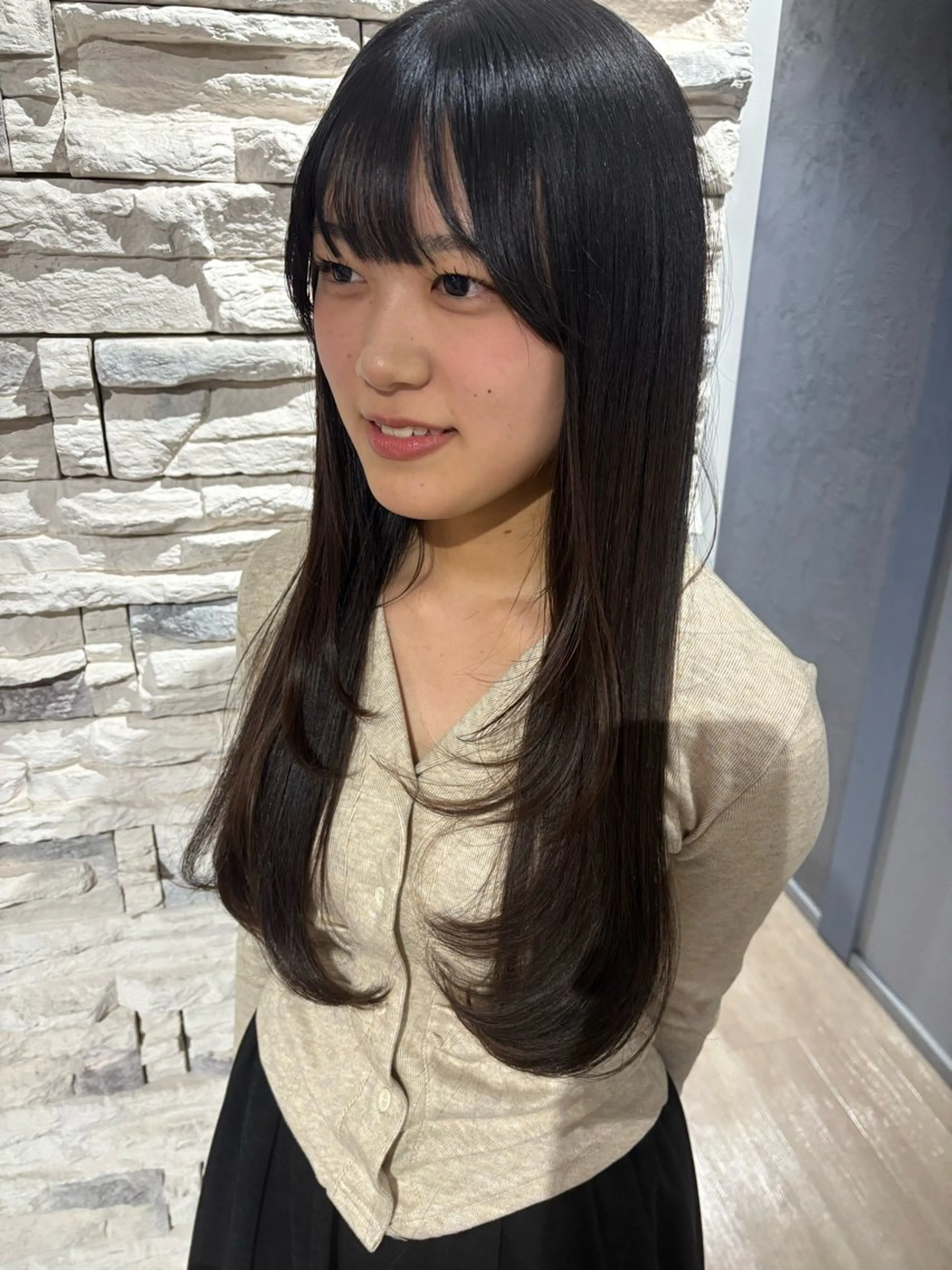 ロング レイヤーカット カット Maki /カラー/ブリーチのヘアスタイル