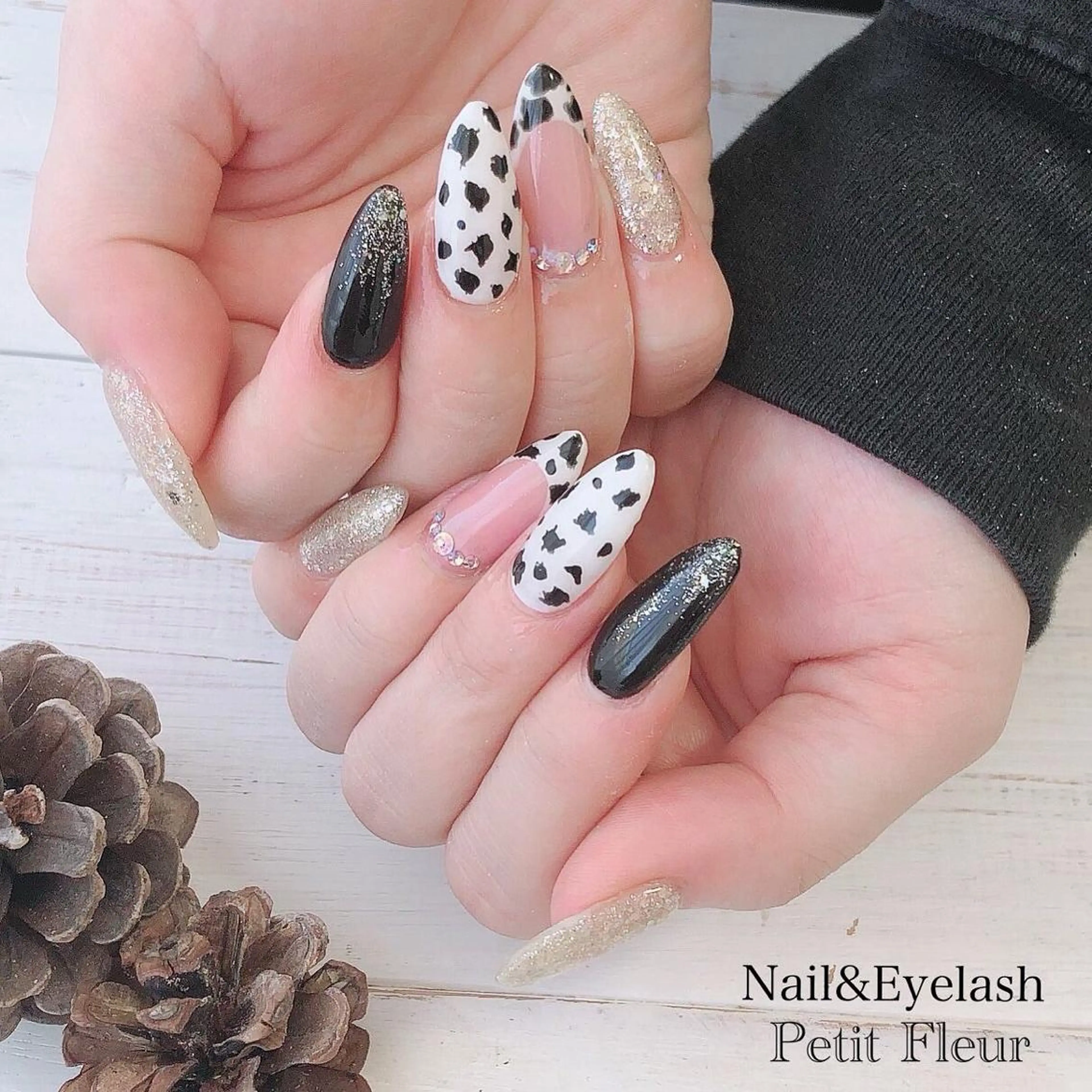 ネイル Petit Fleur所属・青柳 亜梨奈のマツエク・マツパデザイン