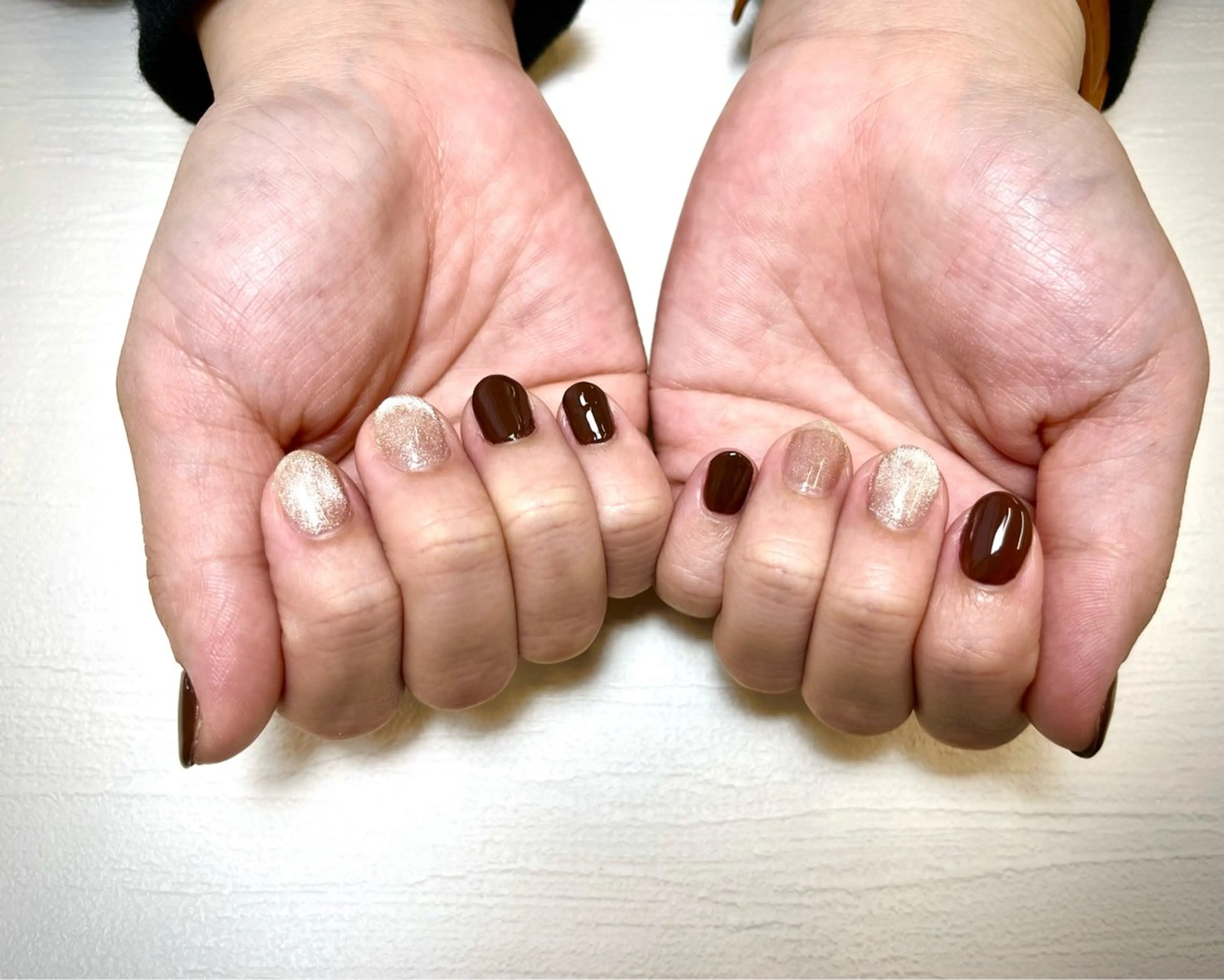 ネイル マグネットネイル ワンカラーネイル 及川 莉奈のネイルデザイン