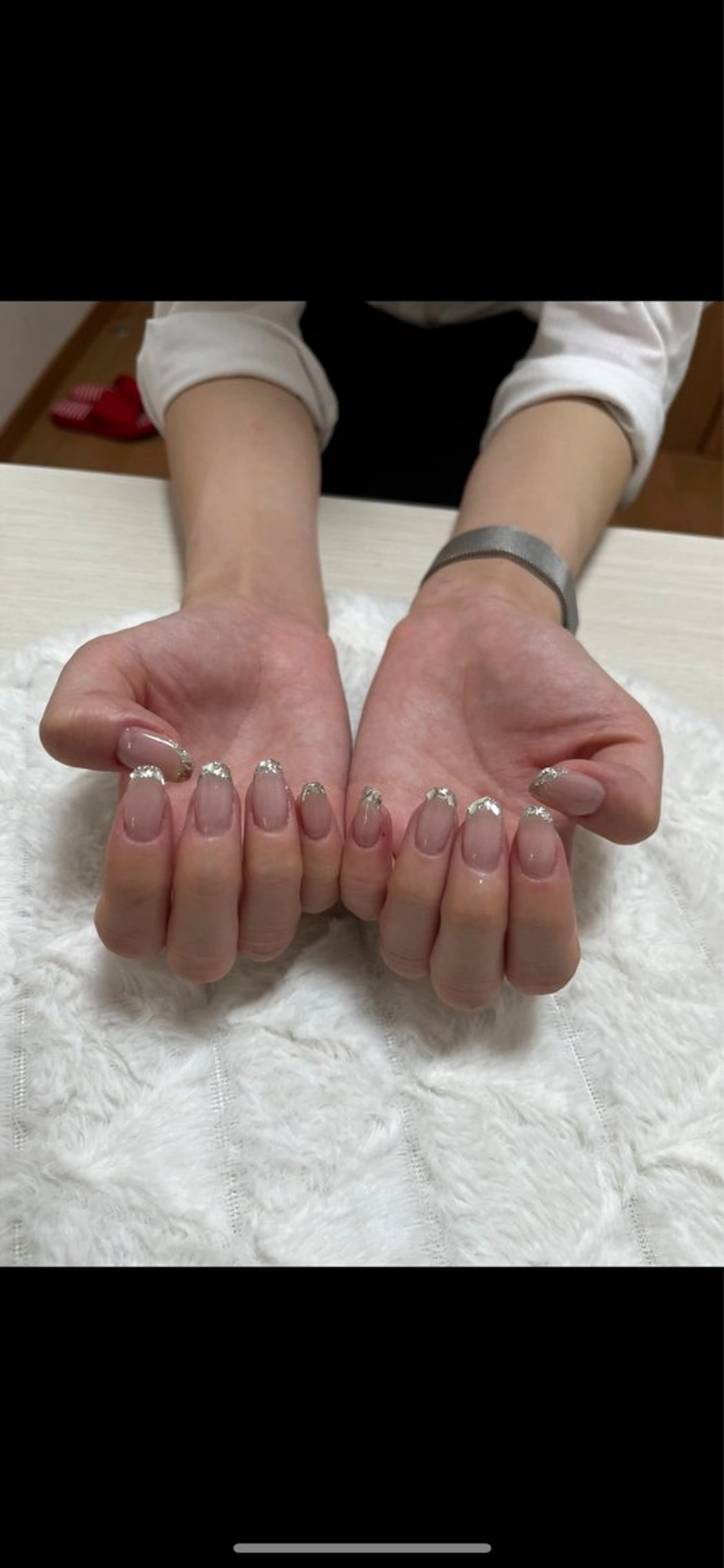 ネイル フレンチネイル ガラスフレンチ ハンドネイル gratify心斎橋店所属・山下 舞華のネイルデザイン