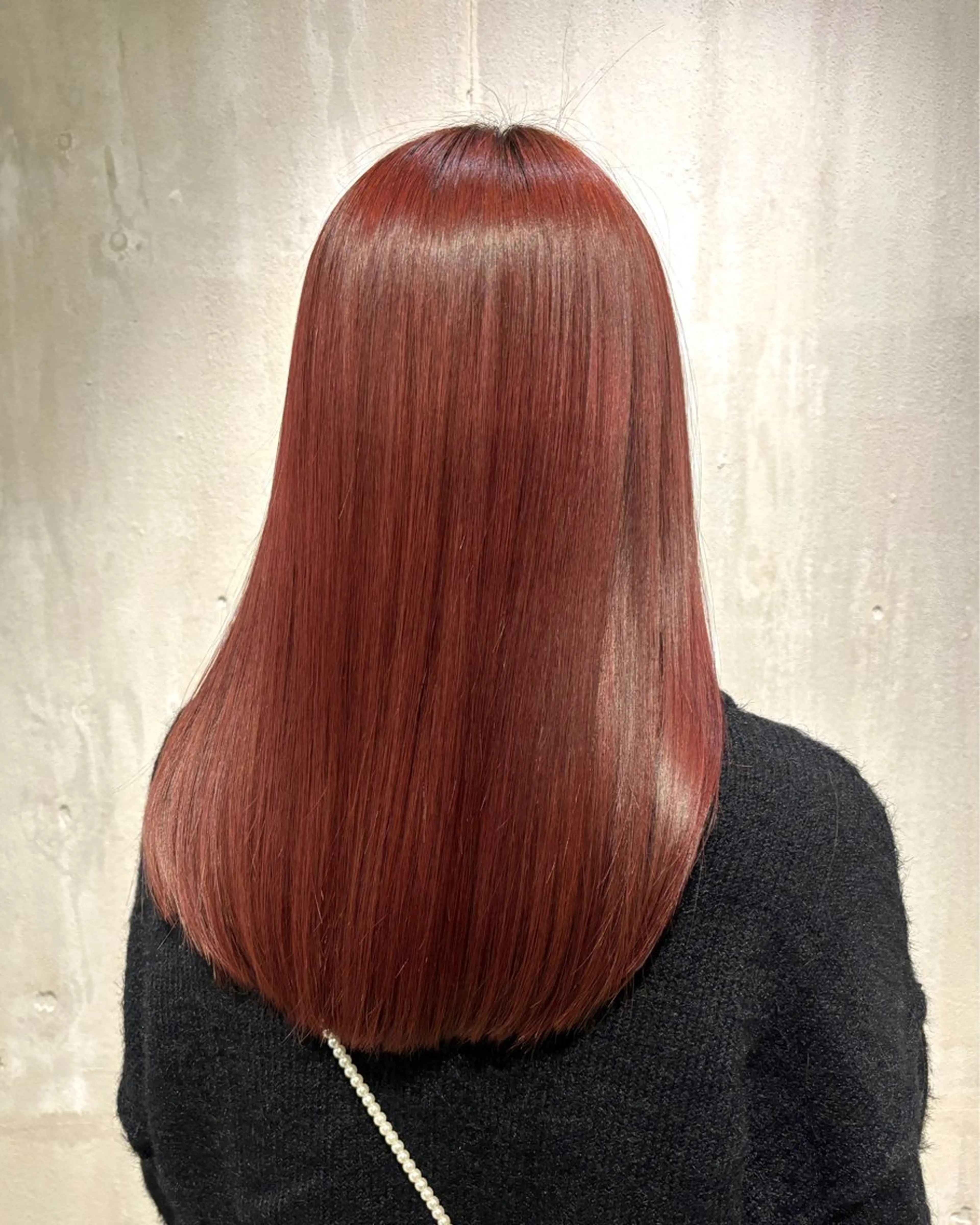 ロング カラー レッドカラー 小木曽 里華のヘアスタイル