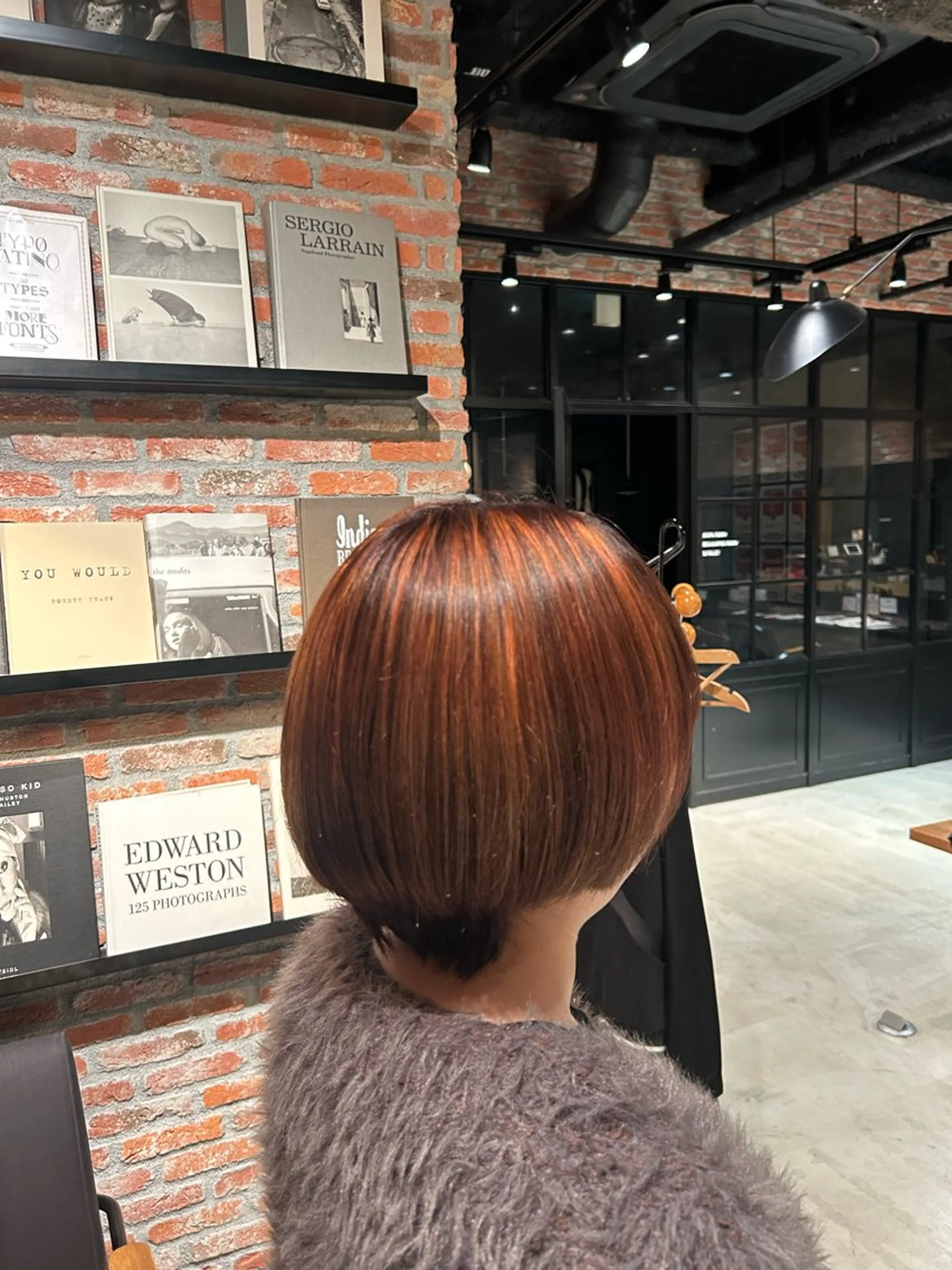 ショート ヘアカラー organic+atelier所属・りお ブリーチカラーのヘアスタイル