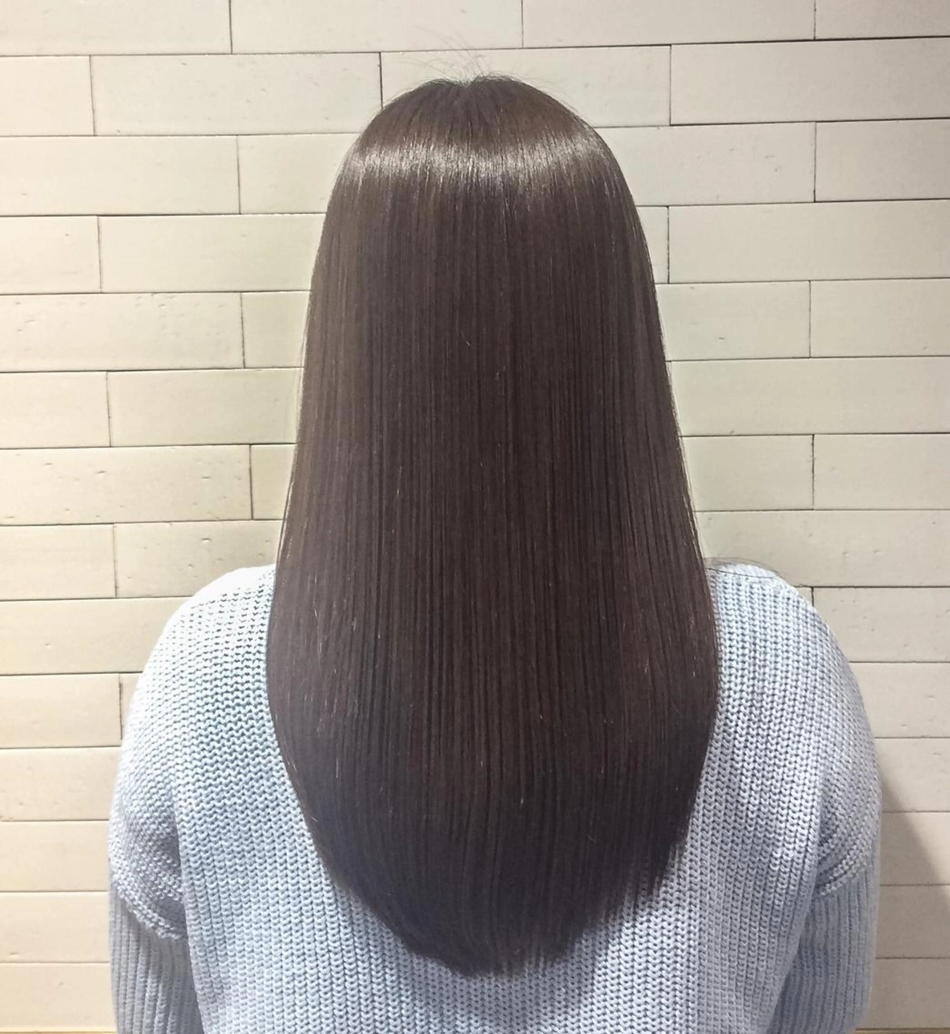 セミロング カラー レイヤーカット× 髪質改善たもりのヘアスタイル