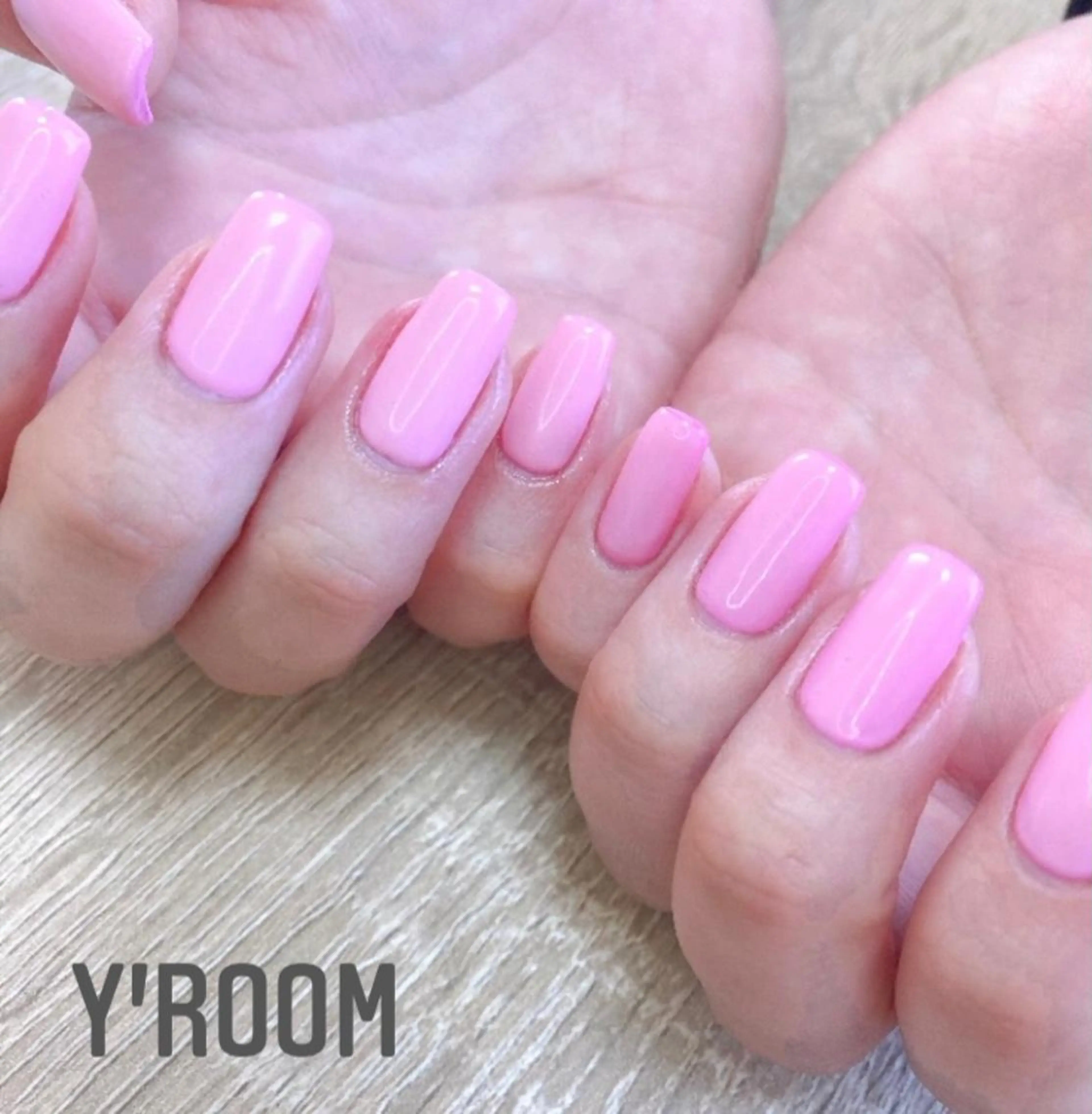 ネイル オーロラネイル フラッシュネイル フットネイル ジェルネイル 氷ネイル・うるうるネイル YUKA （ネイリスト）のネイルデザイン