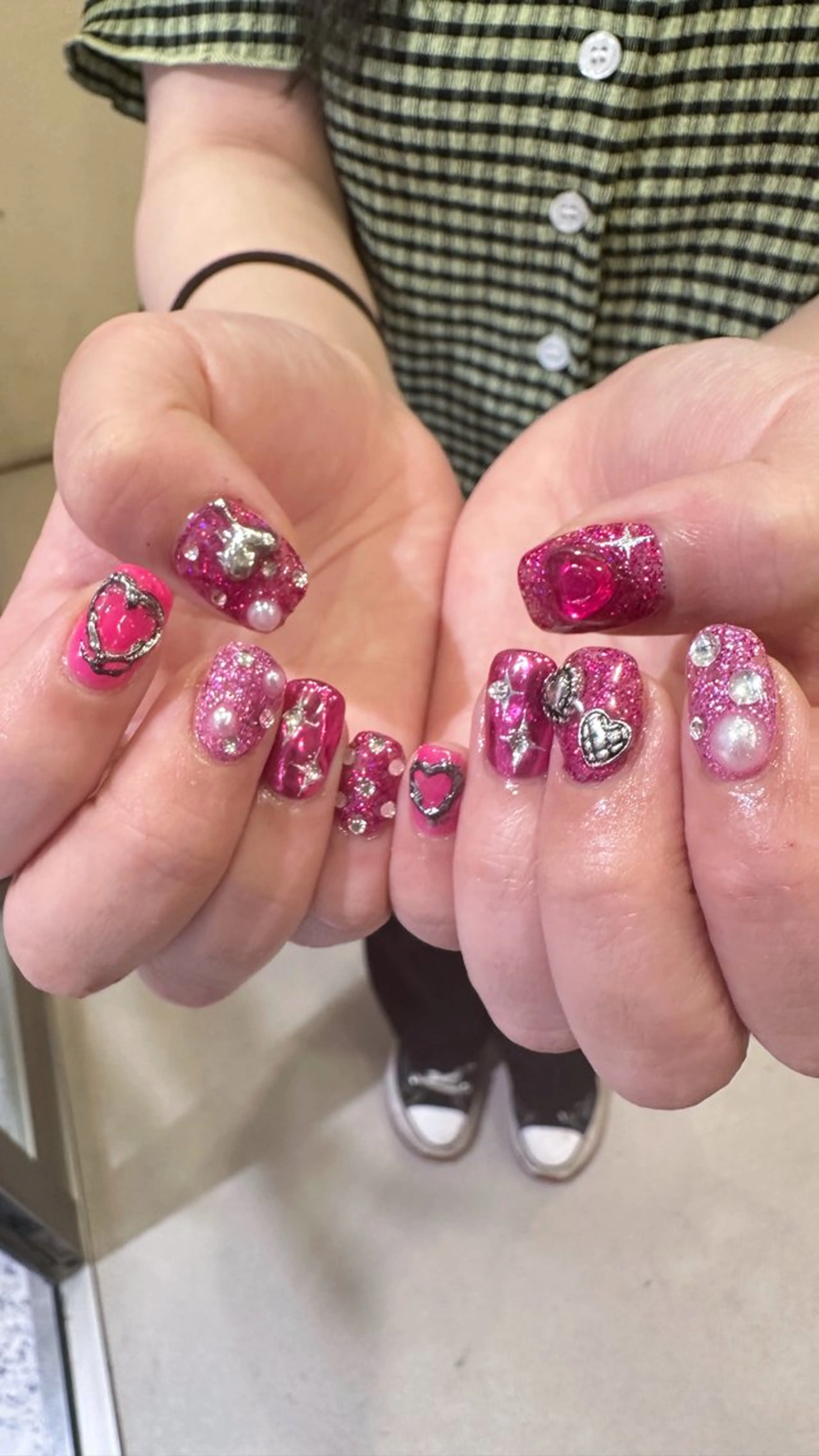 ネイル ハンドネイル 👽個性派ネイル🎀 komachiのヘアスタイル