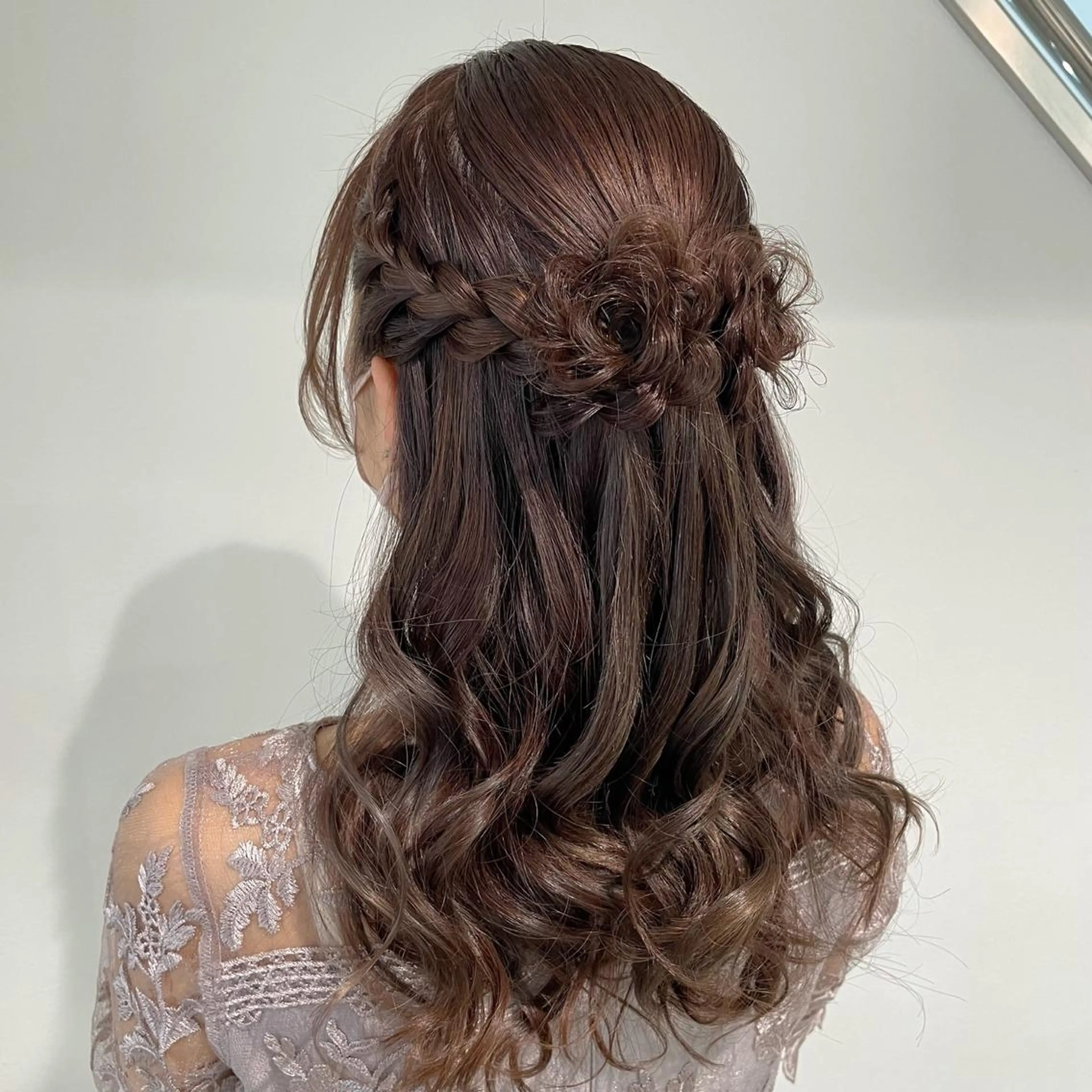 セミロング ヘアアレンジ ヘアセット これた🧸ヘアメ職人 ♡髪質改善♡カラーのヘアスタイル