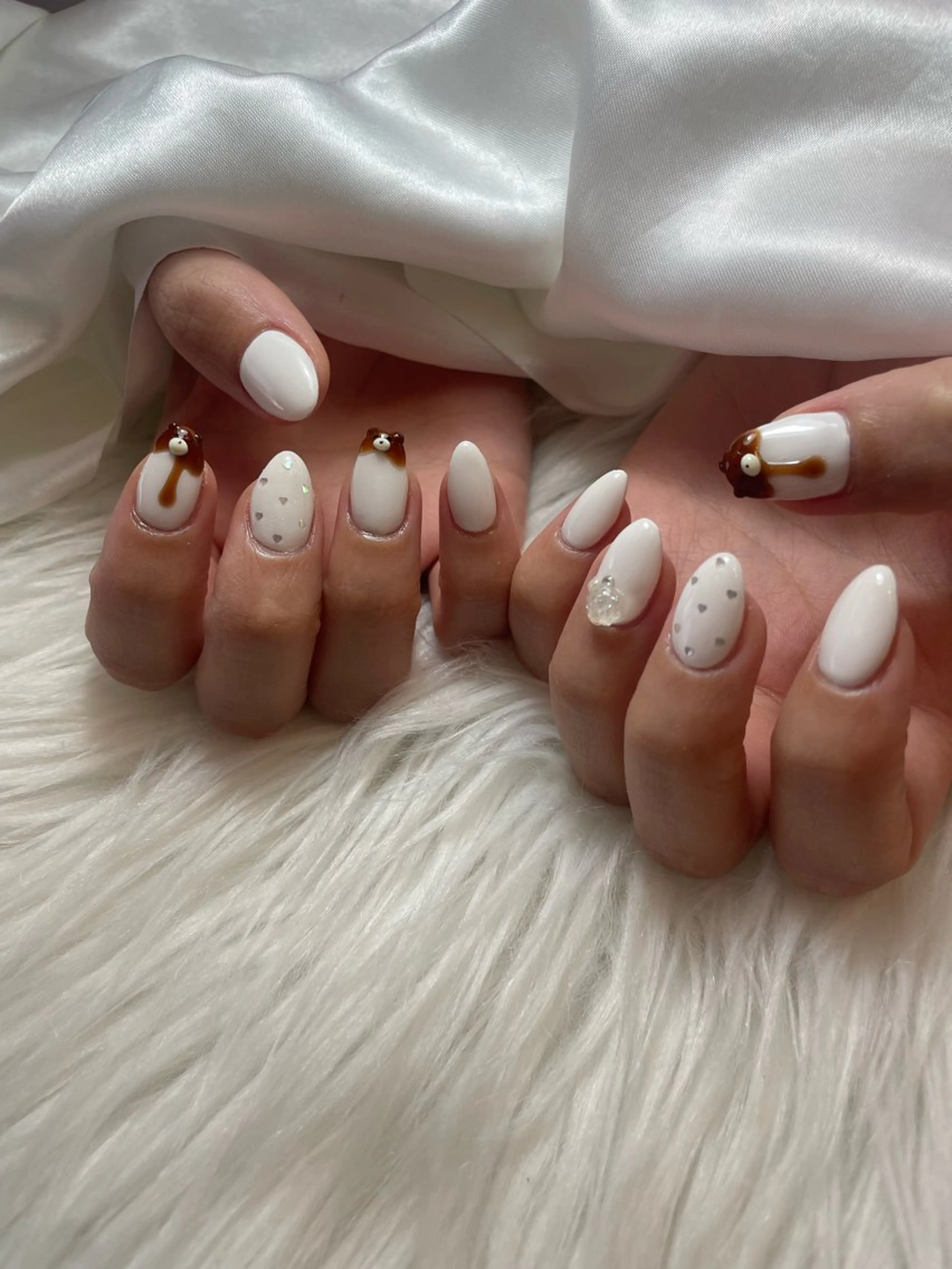 ネイル ブルー キラキラネイル 韓国ネイル マグネットネイル シンプルネイル ハンドネイル timtam --sakiのネイルデザイン