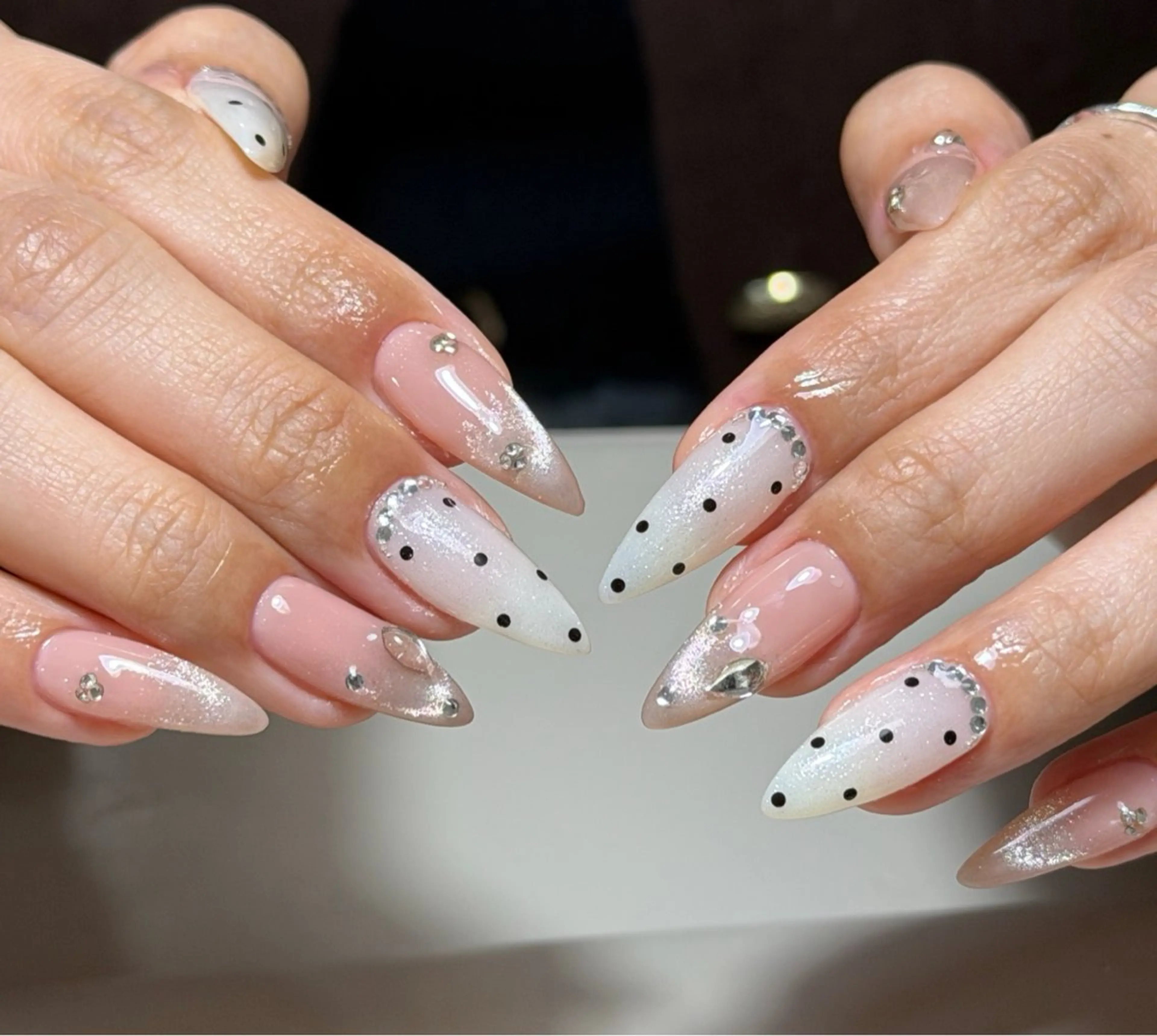 ネイル ハンドネイル ハンドケア 🍑 momo_nailのネイルデザイン